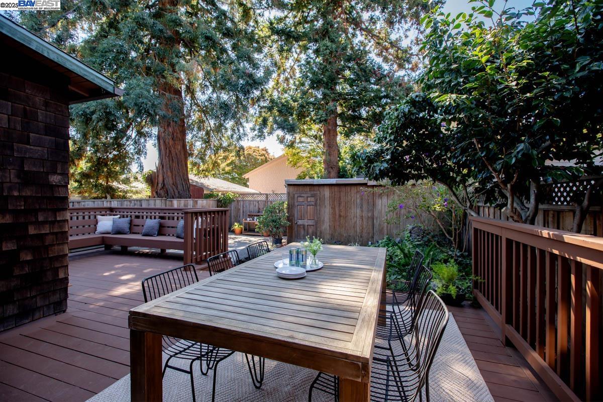 Detail Gallery Image 41 of 60 For 3242 Garfield Ave, Alameda,  CA 94501 - 4 Beds | 2 Baths