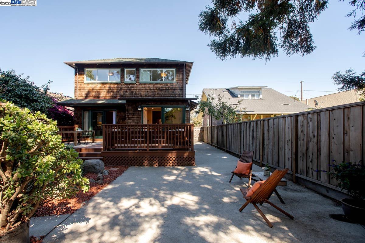 Detail Gallery Image 45 of 60 For 3242 Garfield Ave, Alameda,  CA 94501 - 4 Beds | 2 Baths