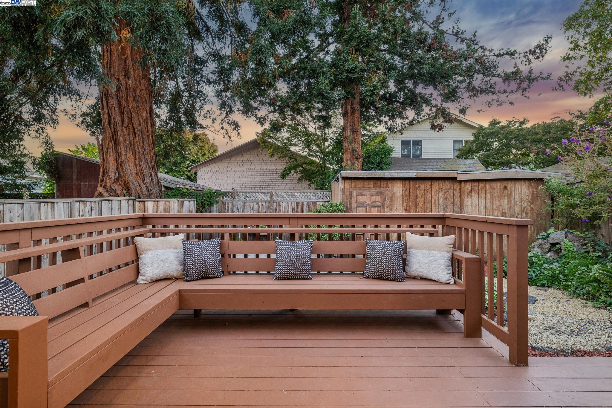 Detail Gallery Image 55 of 60 For 3242 Garfield Ave, Alameda,  CA 94501 - 4 Beds | 2 Baths