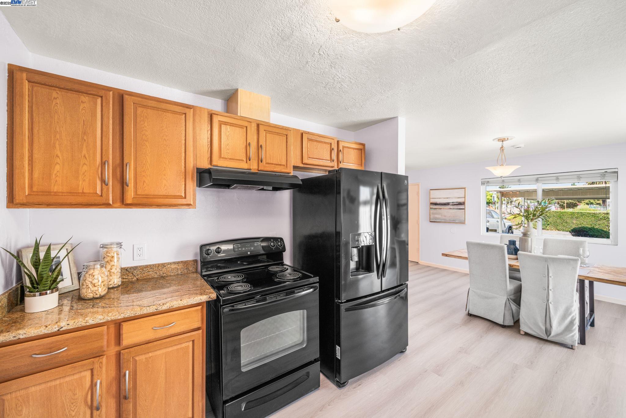 Photo #14: 41111644 Listing: Photo #14