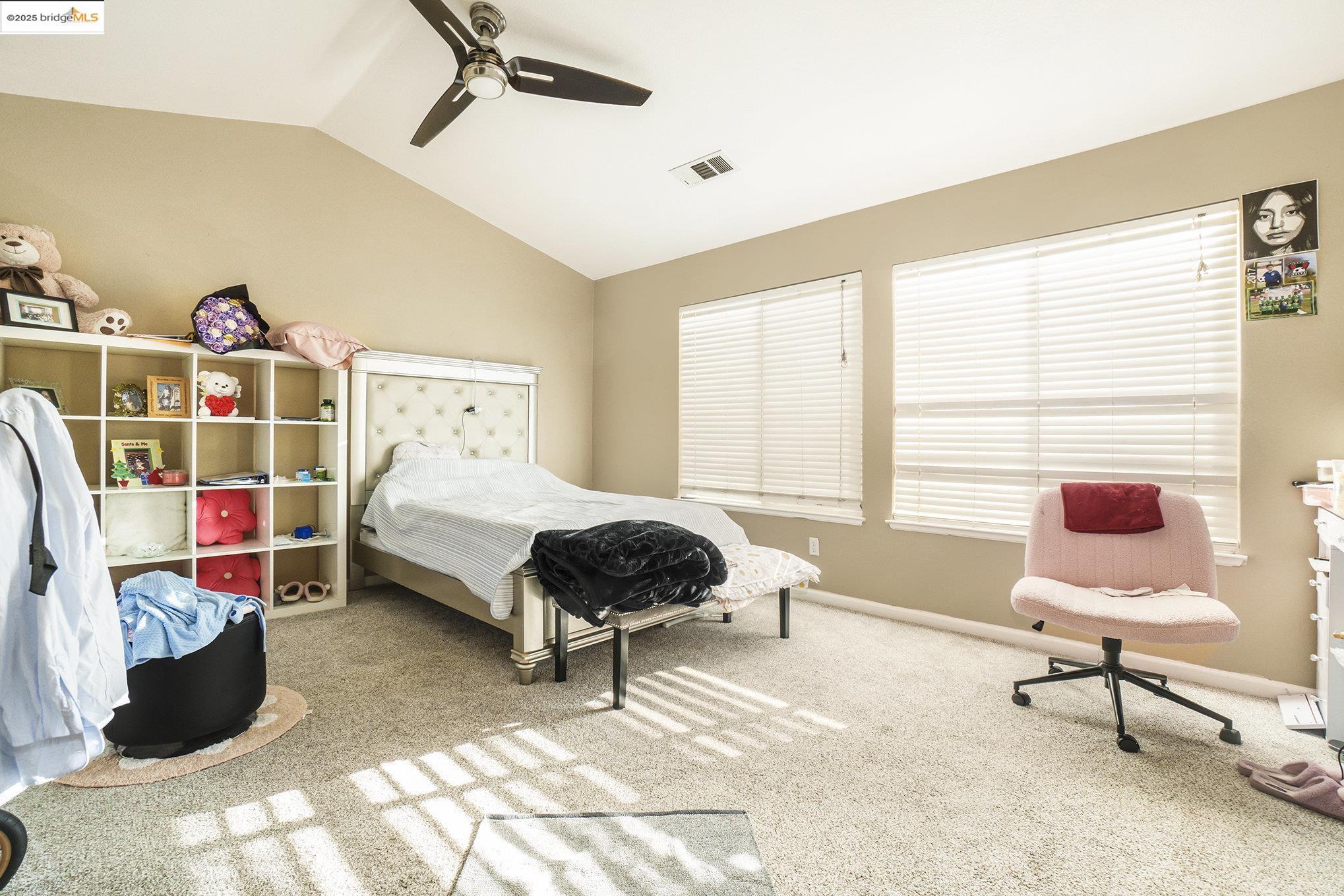 Detail Gallery Image 14 of 28 For 3238 Panda Ct, Antioch,  CA 94531 - 5 Beds | 3/1 Baths