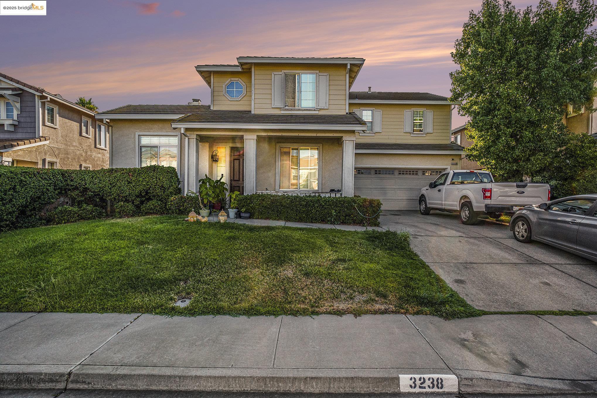 Detail Gallery Image 3 of 28 For 3238 Panda Ct, Antioch,  CA 94531 - 5 Beds | 3/1 Baths