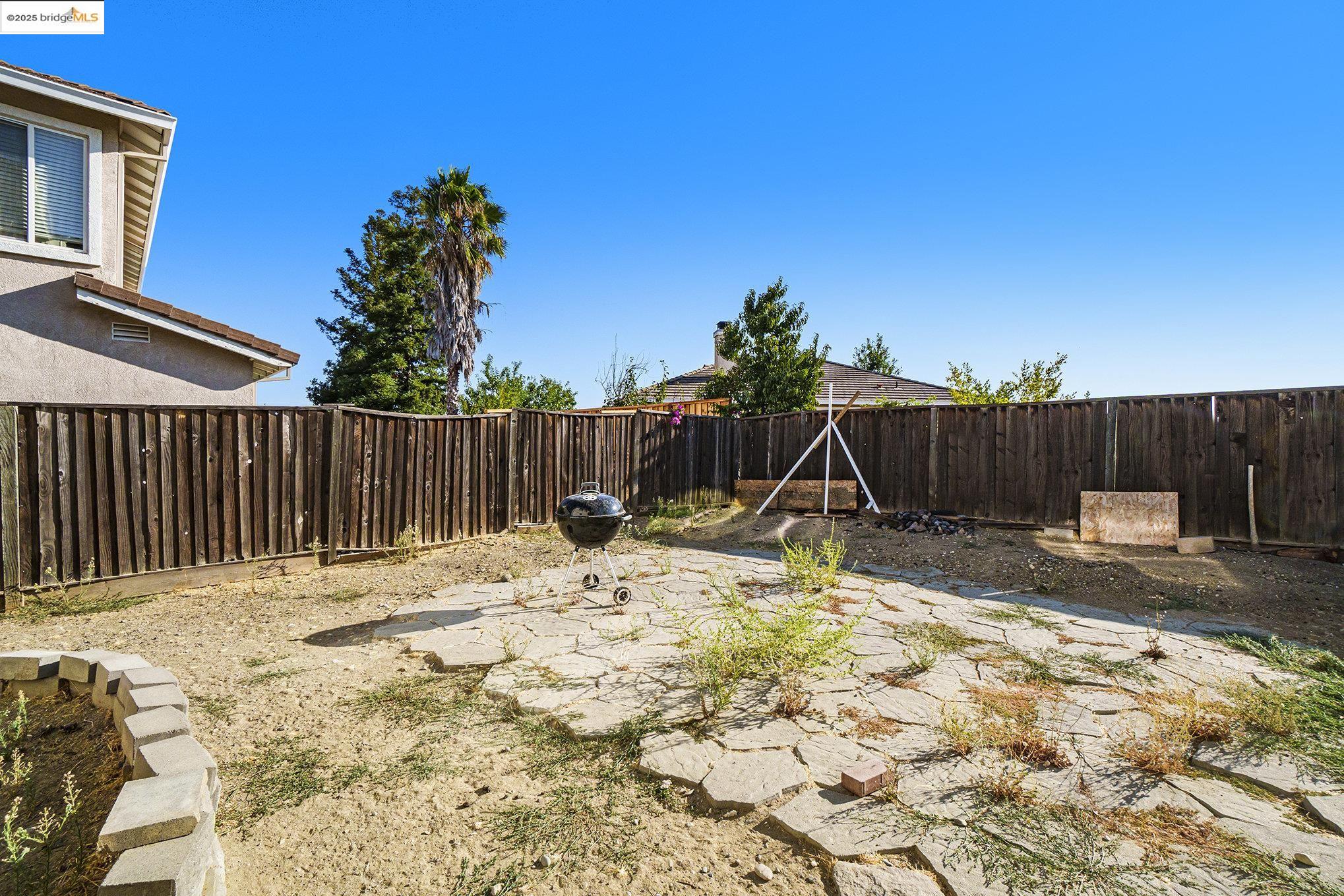 Detail Gallery Image 26 of 28 For 3238 Panda Ct, Antioch,  CA 94531 - 5 Beds | 3/1 Baths
