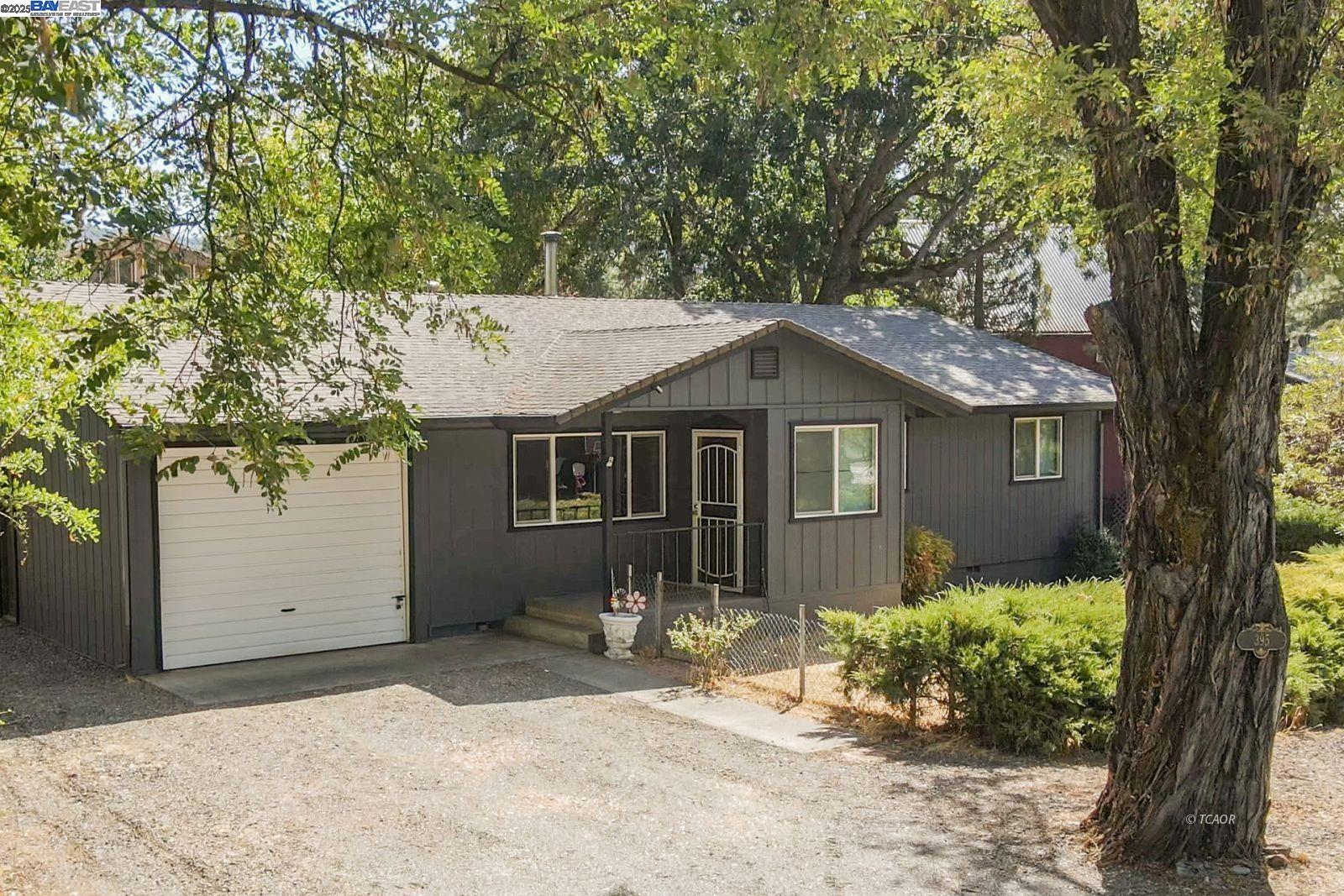 Detail Gallery Image 1 of 40 For 395 Masonic Ln, Weaverville,  CA 96093 - 3 Beds | 2 Baths