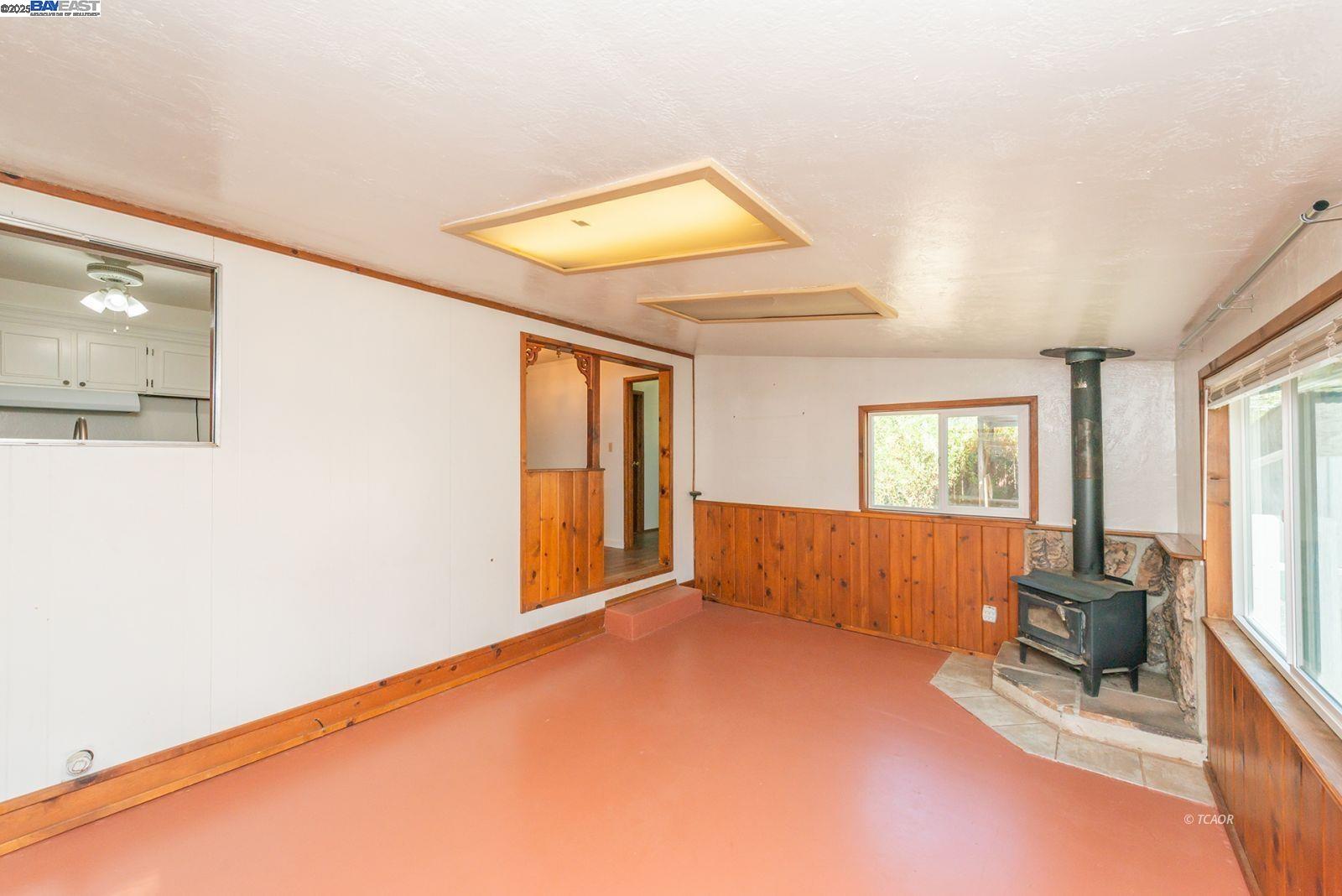 Detail Gallery Image 15 of 40 For 395 Masonic Ln, Weaverville,  CA 96093 - 3 Beds | 2 Baths