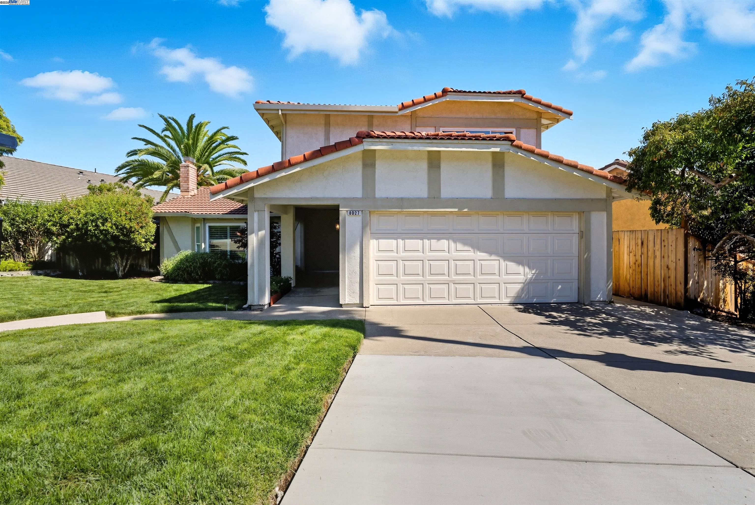 Detail Gallery Image 2 of 44 For 8027 Iglesia Drive, Dublin,  CA 94568-1366 - 4 Beds | 2/1 Baths