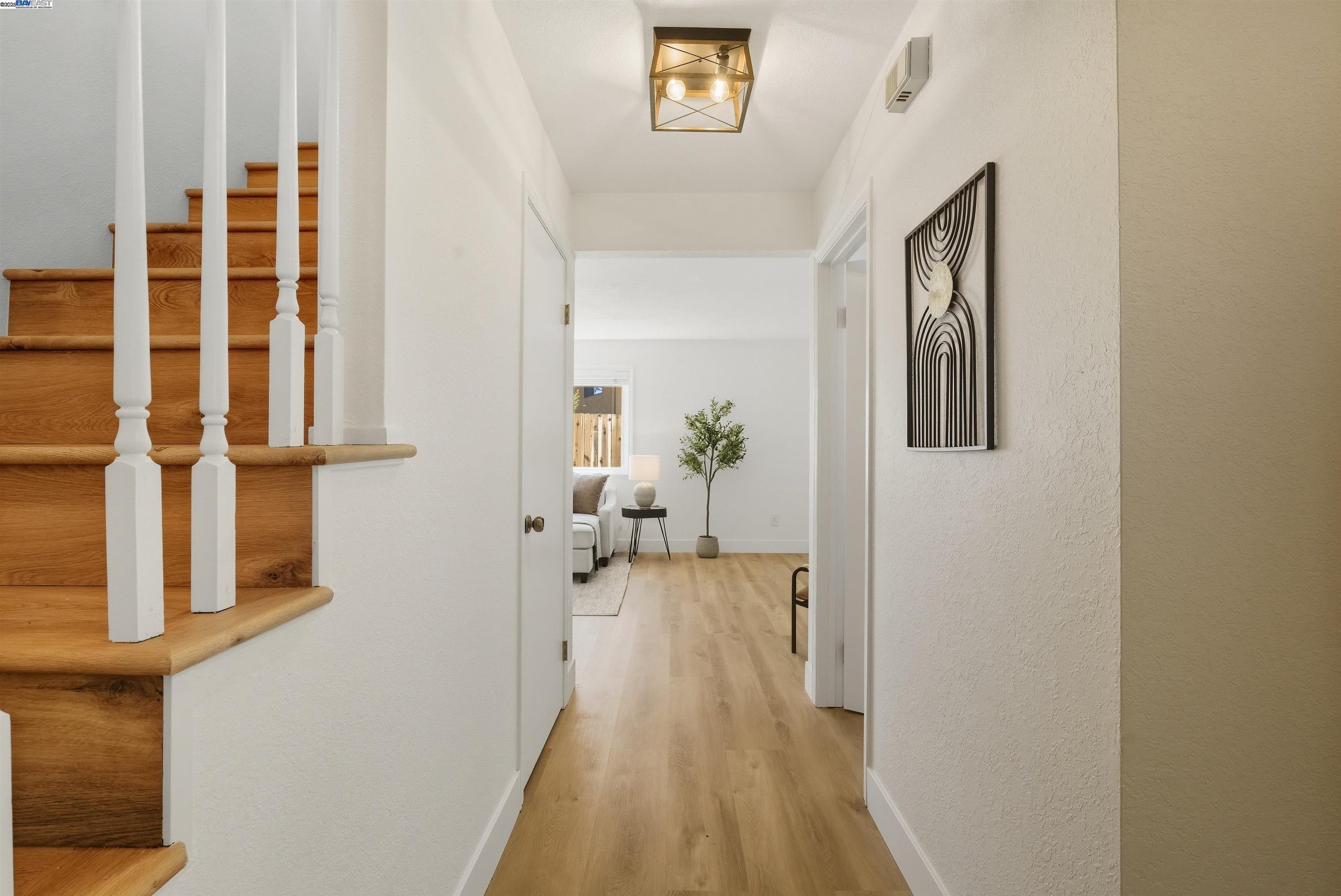 Detail Gallery Image 25 of 44 For 8027 Iglesia Drive, Dublin,  CA 94568-1366 - 4 Beds | 2/1 Baths