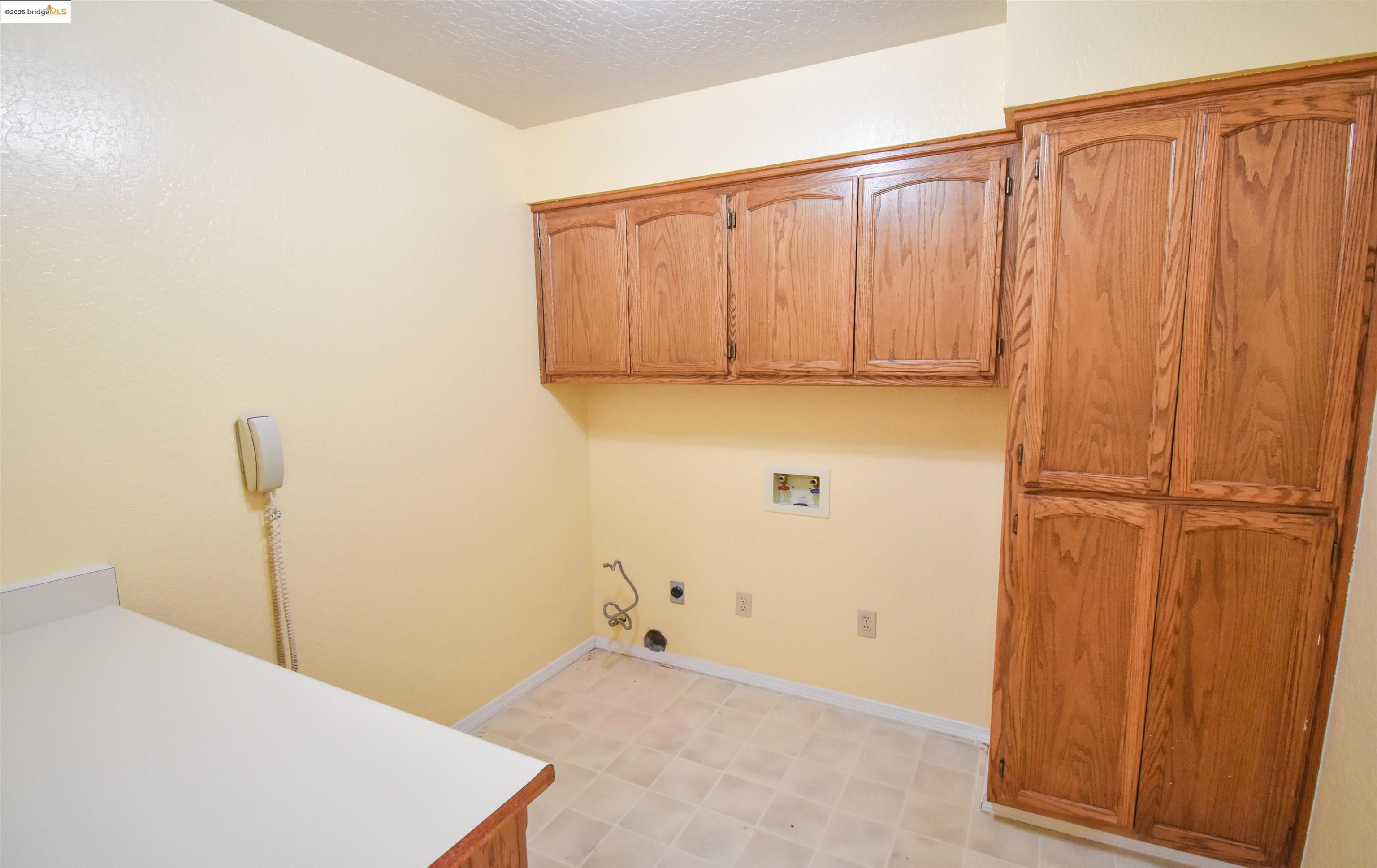 Detail Gallery Image 17 of 32 For 24311 Oxbow Ln, Sonora,  CA 95370 - 3 Beds | 2/1 Baths