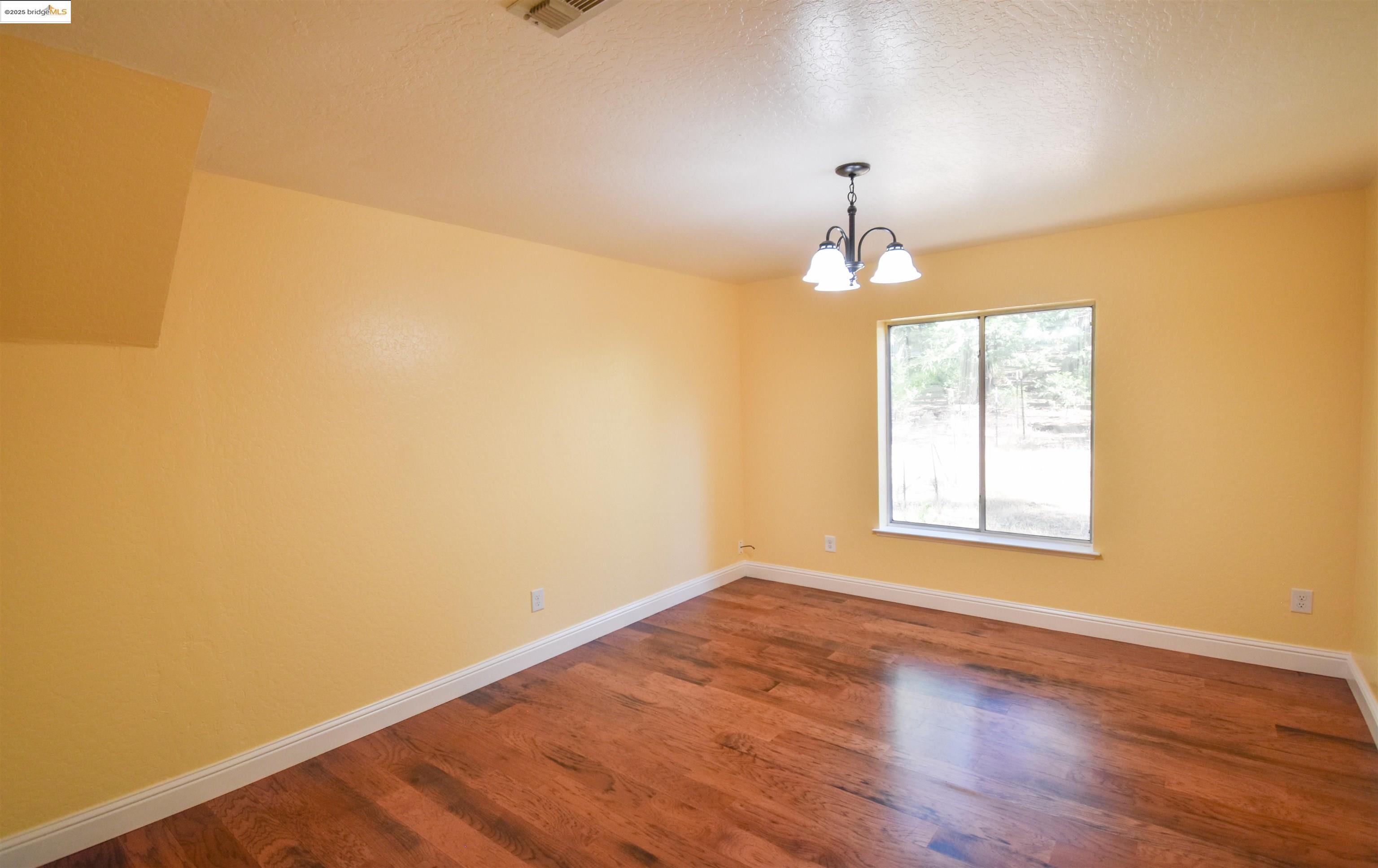 Detail Gallery Image 22 of 32 For 24311 Oxbow Ln, Sonora,  CA 95370 - 3 Beds | 2/1 Baths