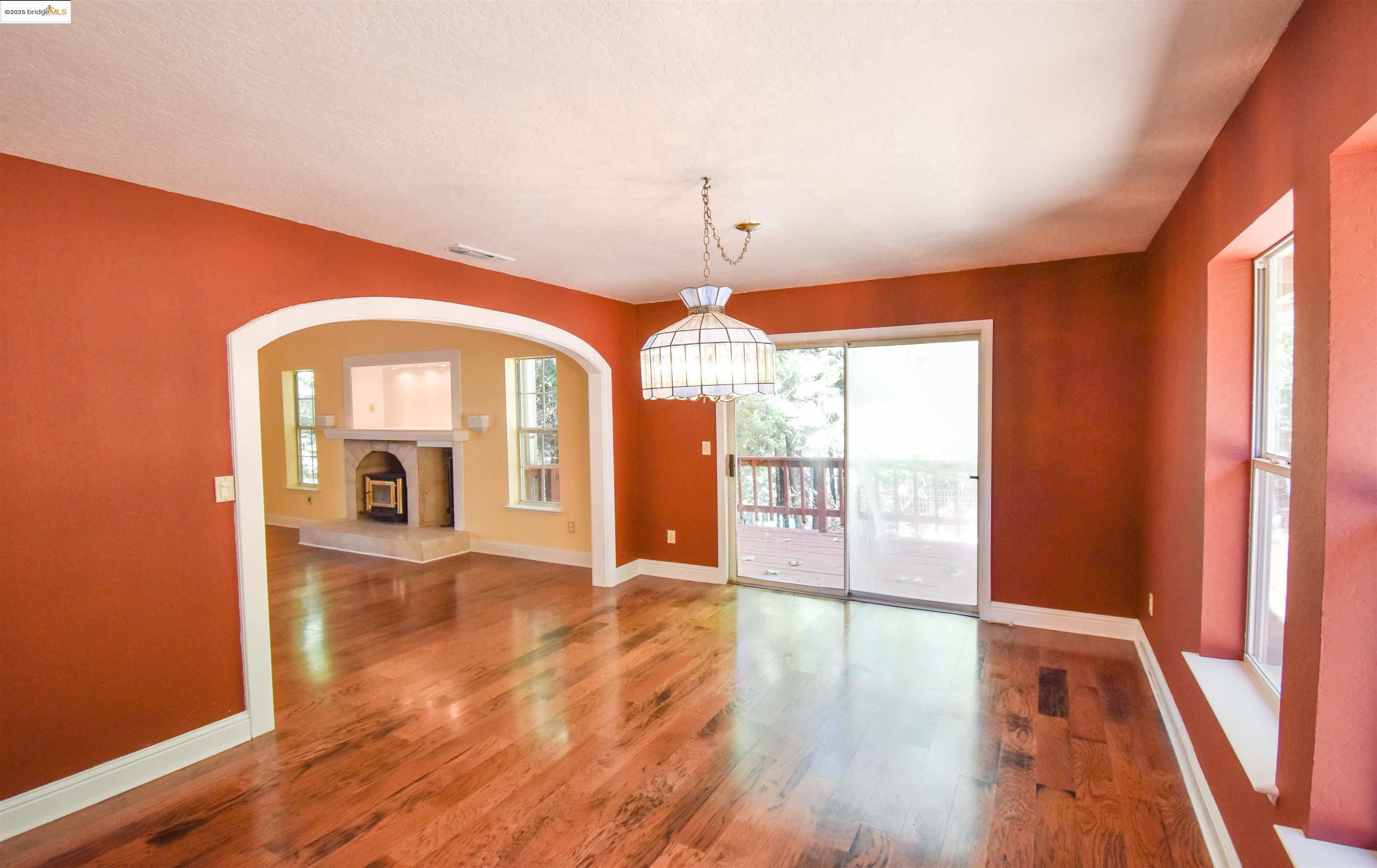 Detail Gallery Image 10 of 32 For 24311 Oxbow Ln, Sonora,  CA 95370 - 3 Beds | 2/1 Baths