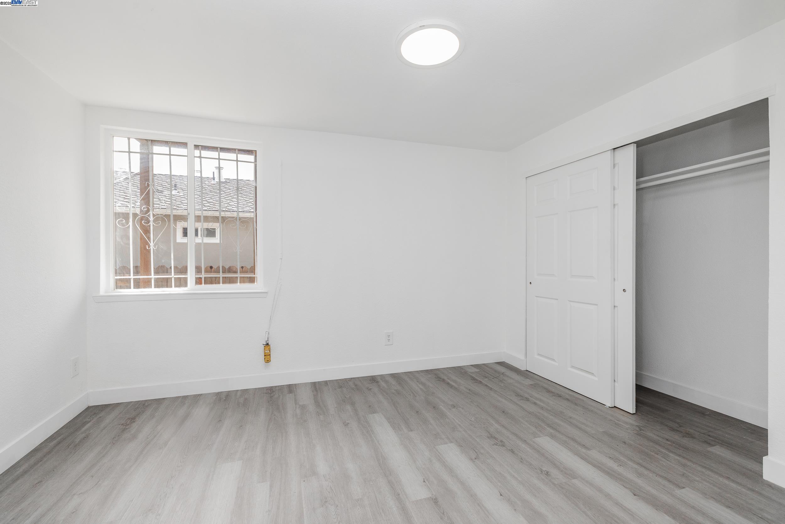 Detail Gallery Image 11 of 30 For 1037-1039 91st Ave, Oakland,  CA 94603 - – Beds | – Baths