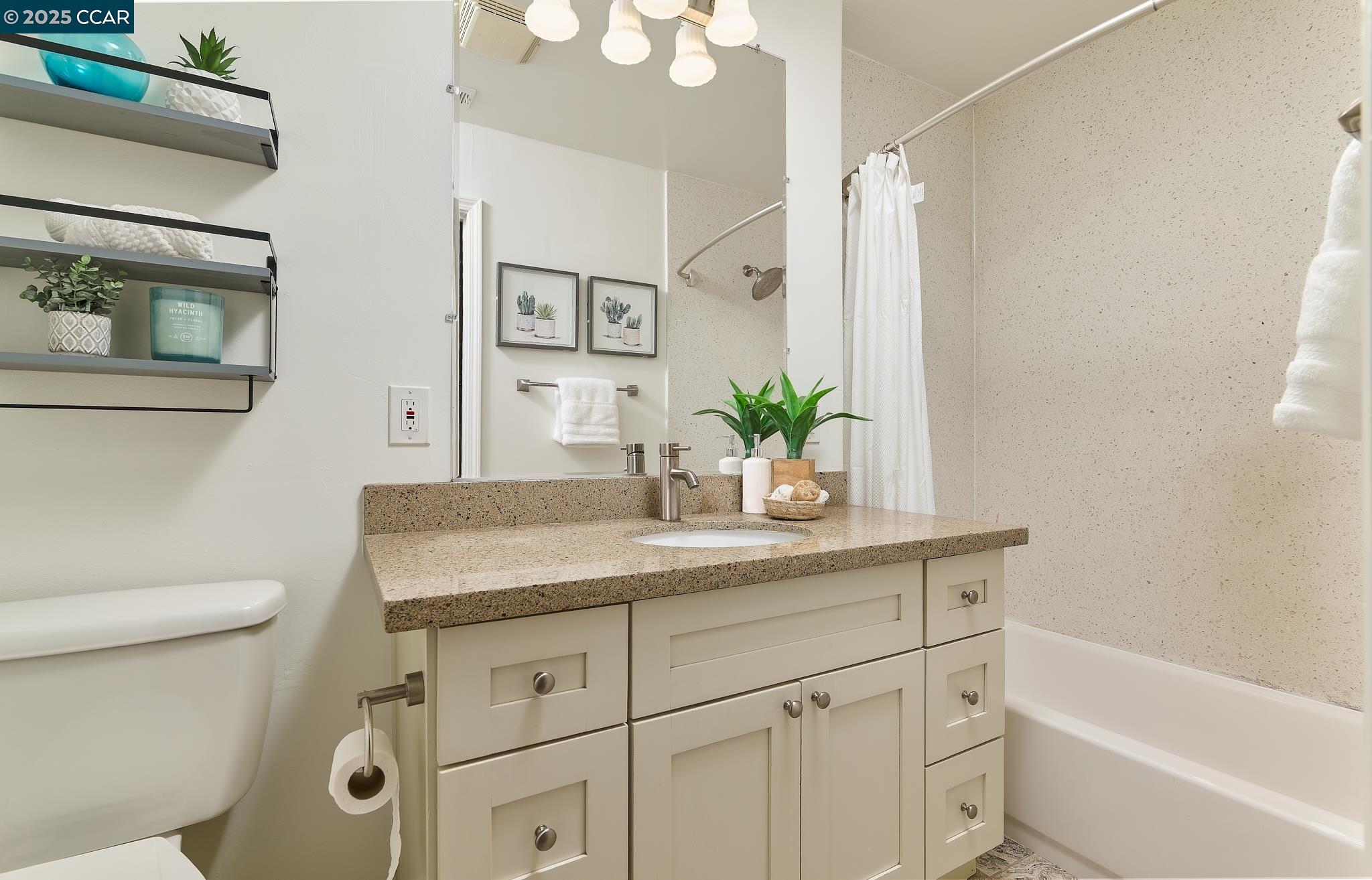 Detail Gallery Image 15 of 24 For 3242 Fitzpatrick Dr, Concord,  CA 94519 - 3 Beds | 2 Baths