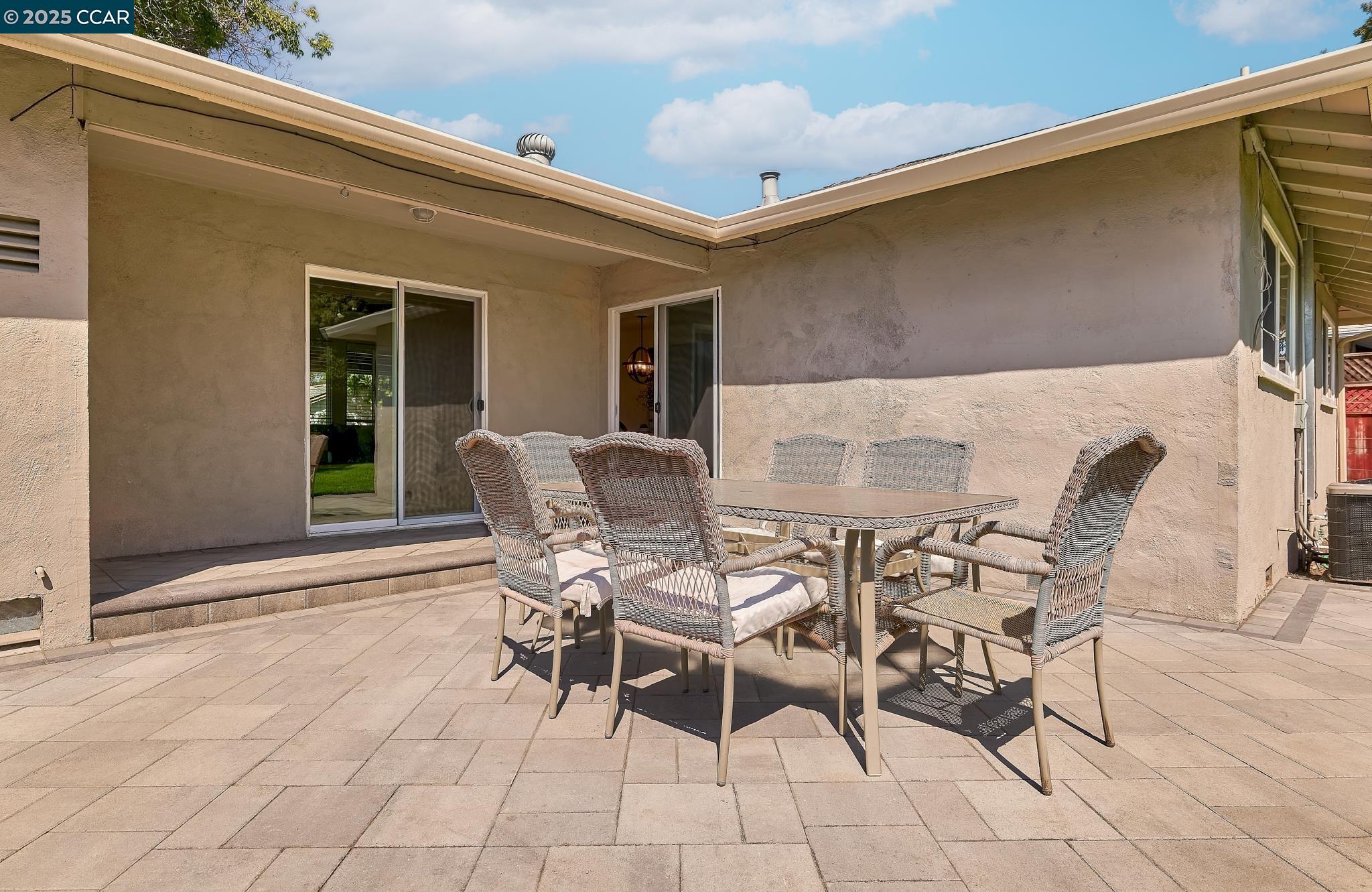 Detail Gallery Image 23 of 24 For 3242 Fitzpatrick Dr, Concord,  CA 94519 - 3 Beds | 2 Baths
