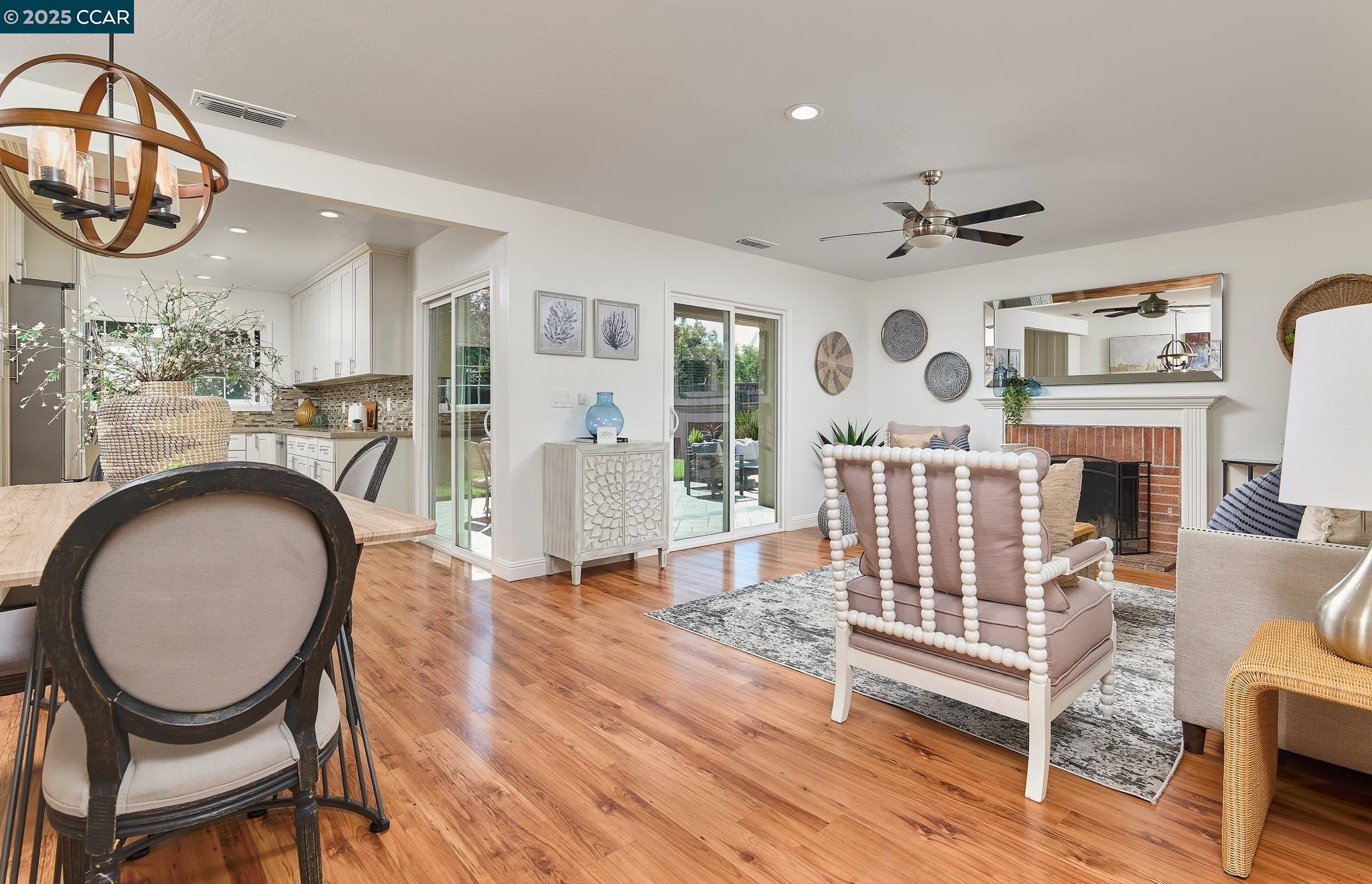 Detail Gallery Image 7 of 24 For 3242 Fitzpatrick Dr, Concord,  CA 94519 - 3 Beds | 2 Baths