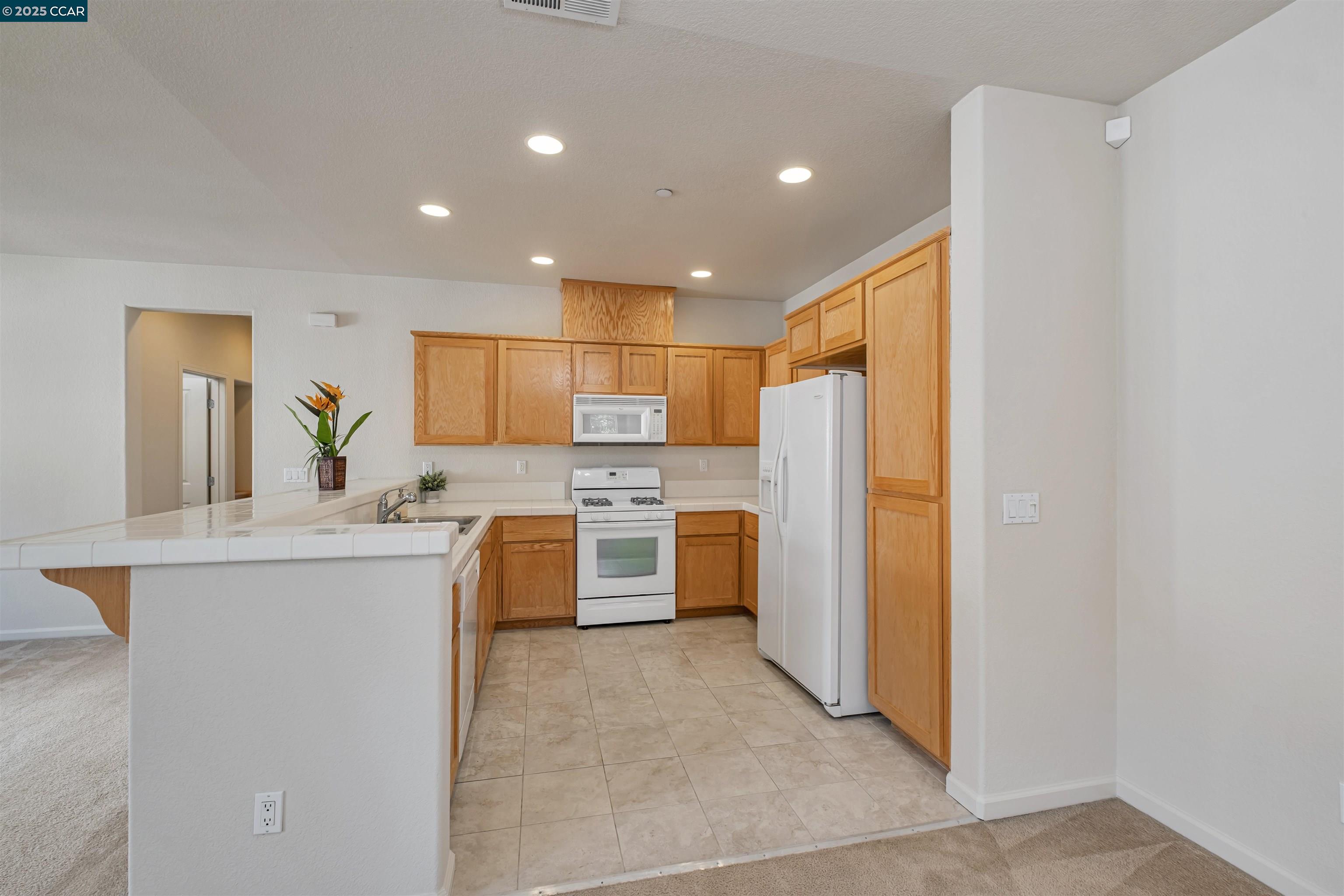 Photo #13: 41111658 Listing: Photo #13