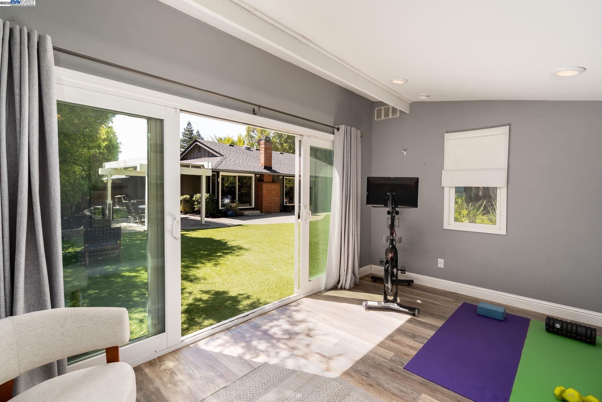 Detail Gallery Image 49 of 55 For 110 Renwick Pl, Walnut Creek,  CA 94598 - 3 Beds | 2 Baths