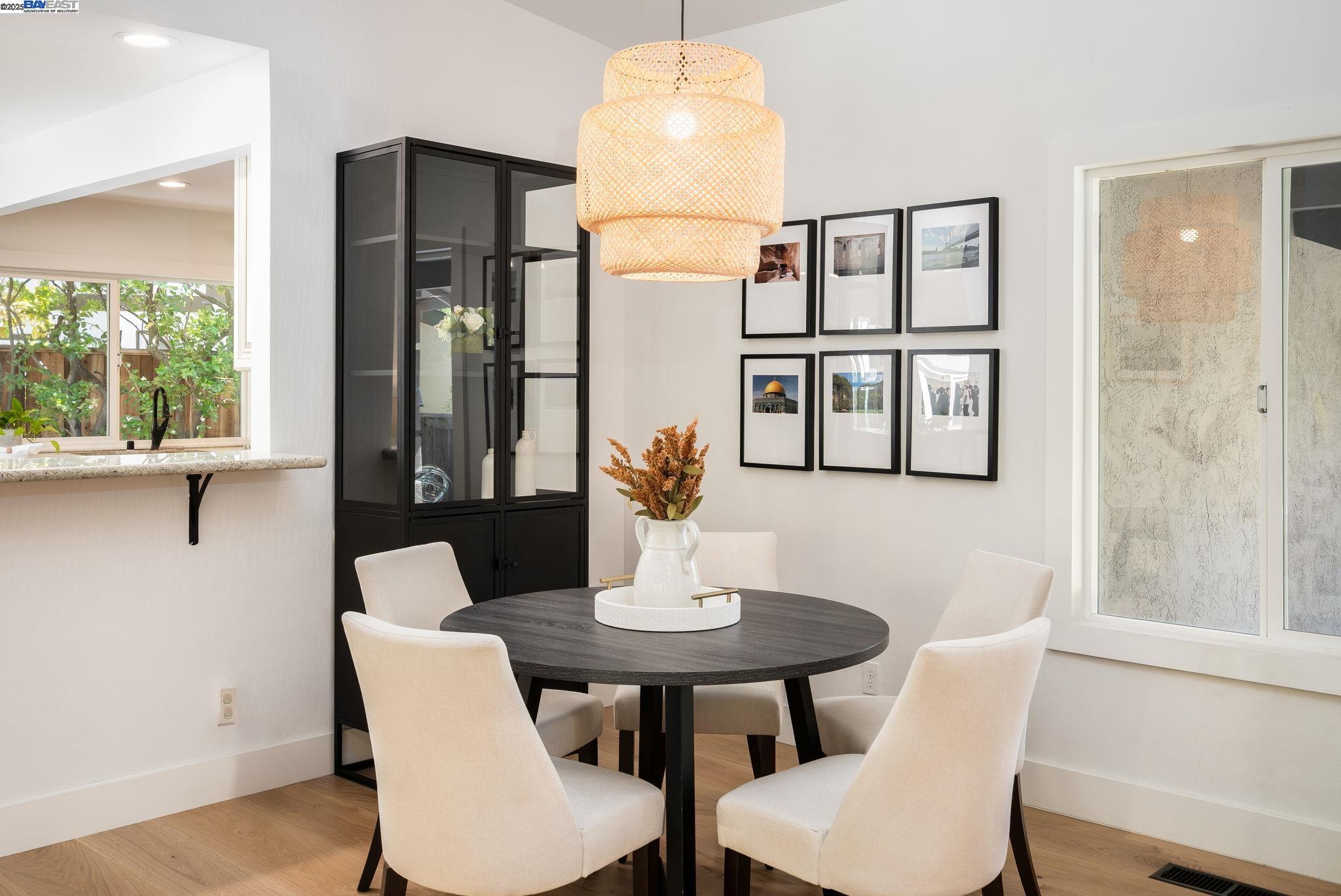 Detail Gallery Image 10 of 55 For 110 Renwick Pl, Walnut Creek,  CA 94598 - 3 Beds | 2 Baths