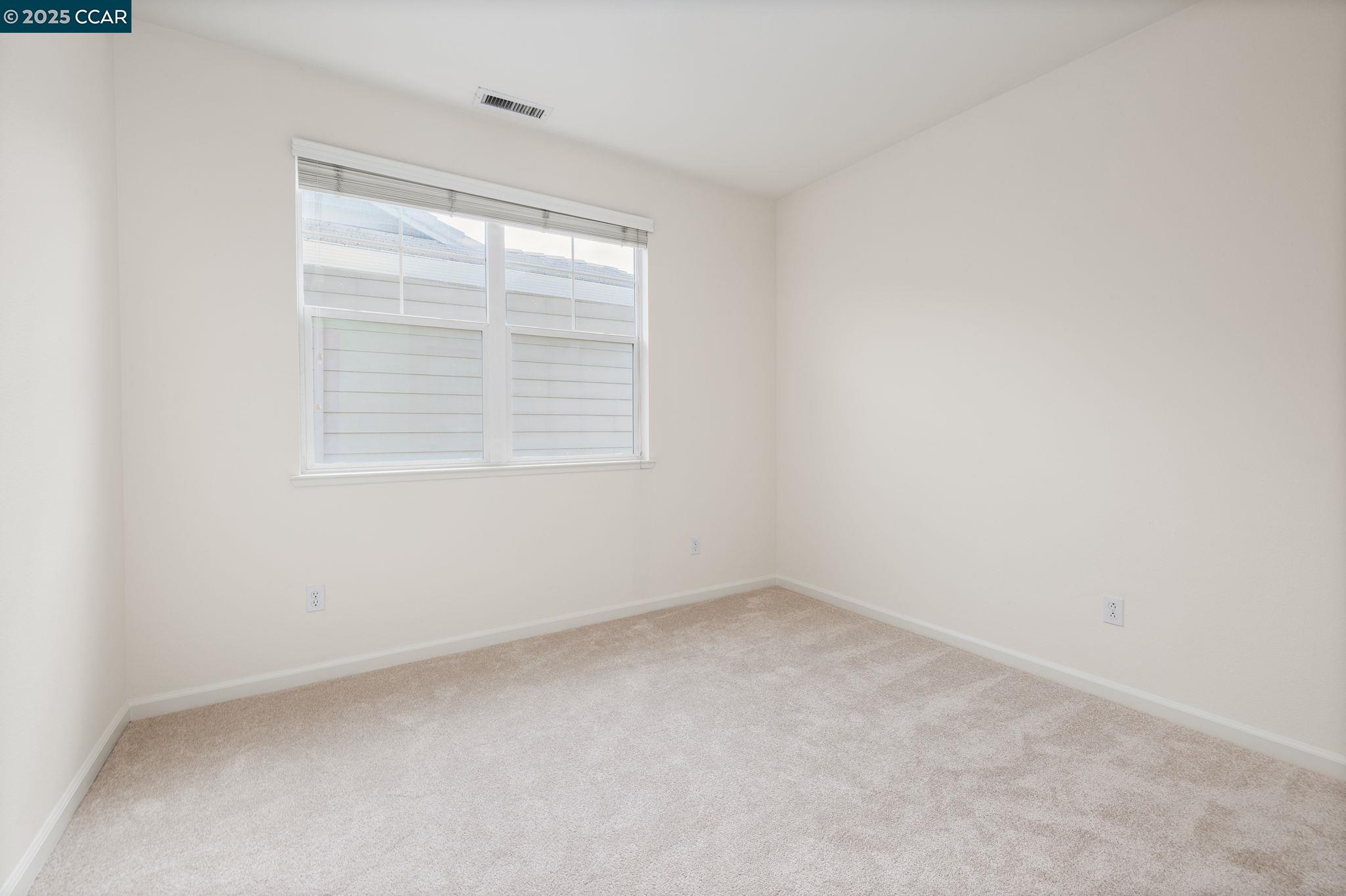Detail Gallery Image 16 of 23 For 465 Blue Flax Ct, Brentwood,  CA 94513 - 3 Beds | 2/1 Baths