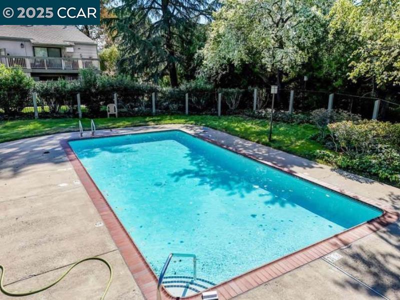 Photo #23: 41111661 Listing: Photo #23