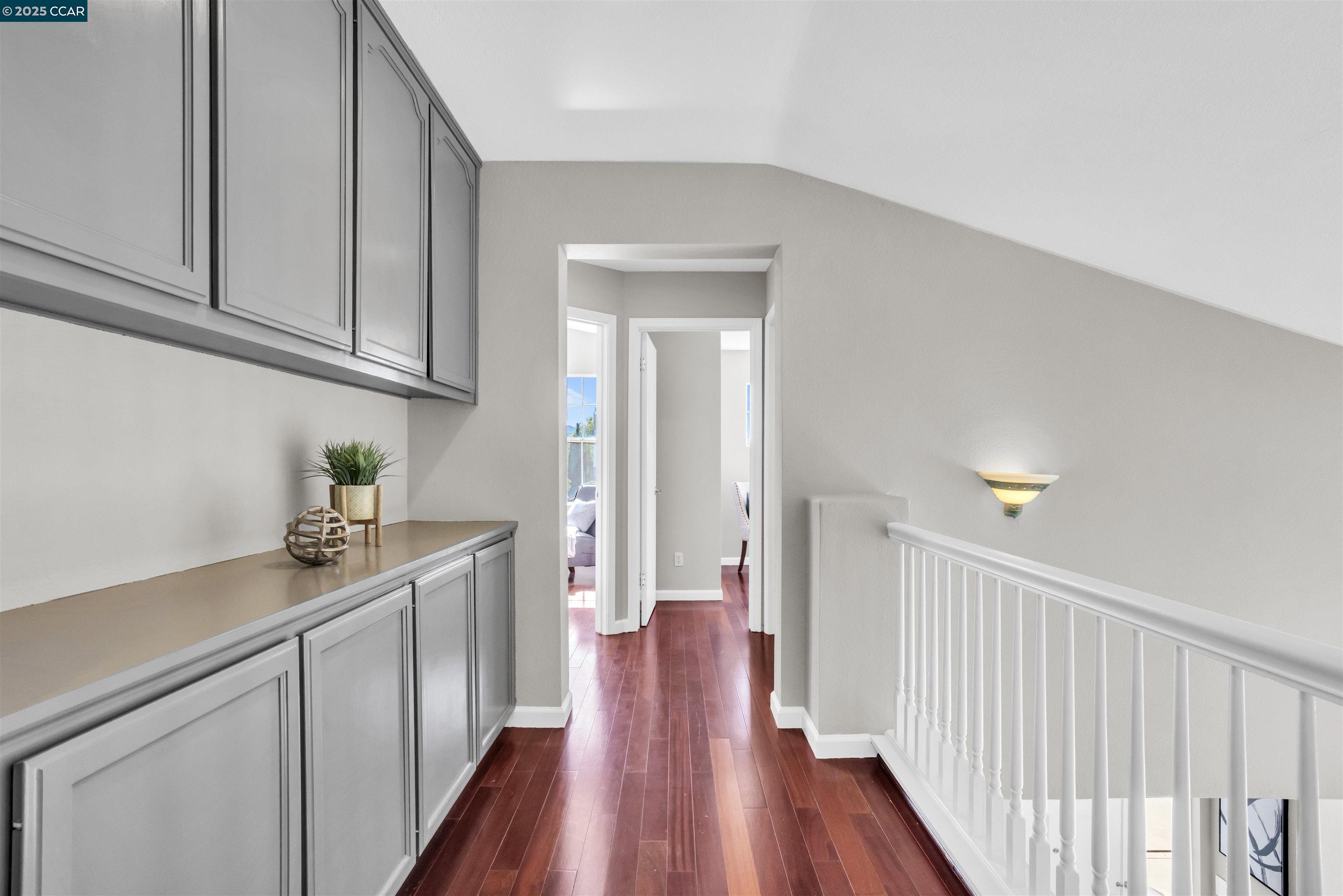 Detail Gallery Image 20 of 37 For 328 Grenadine Way, Hercules,  CA 94547 - 3 Beds | 2/1 Baths