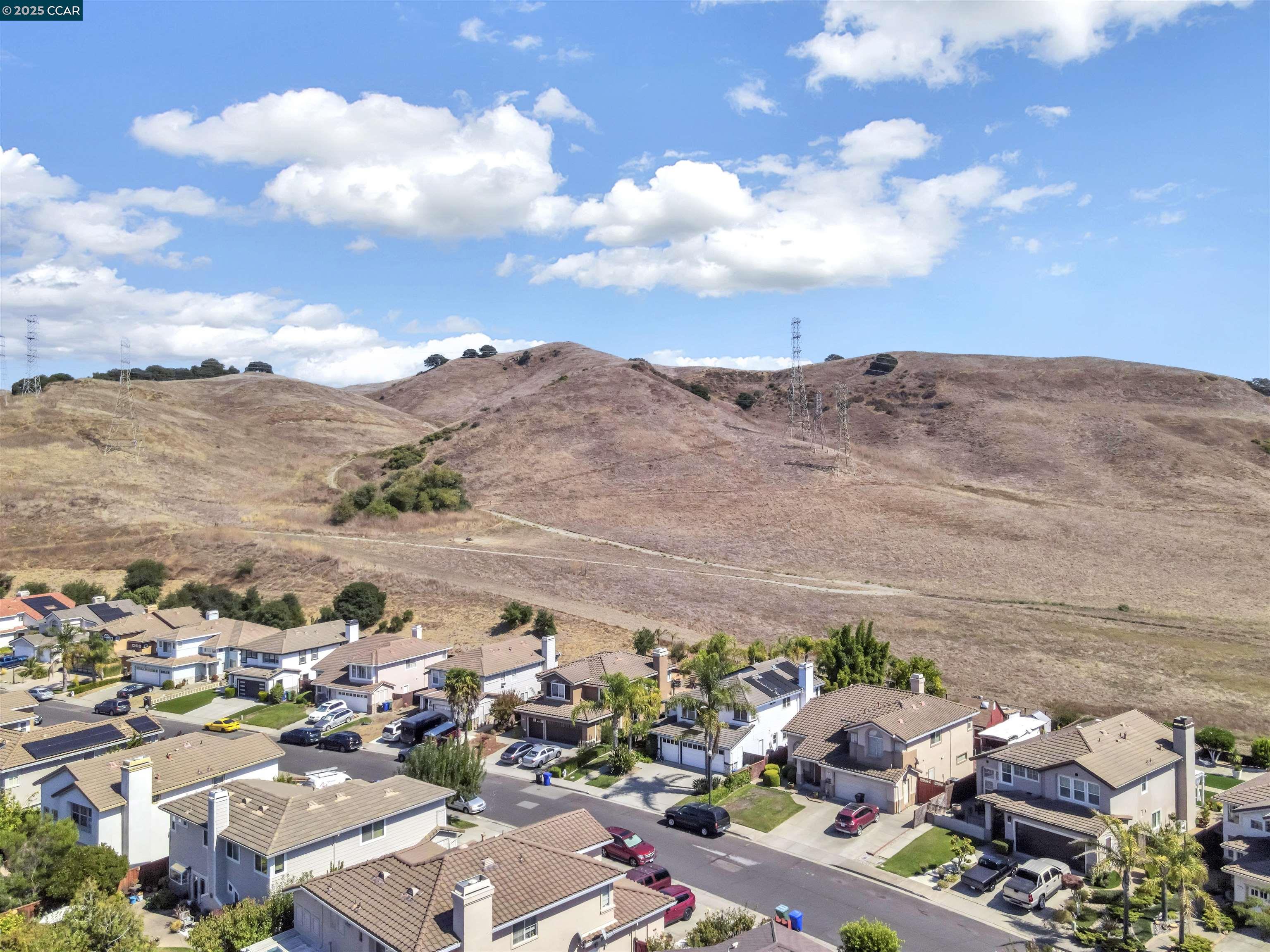 Detail Gallery Image 30 of 37 For 328 Grenadine Way, Hercules,  CA 94547 - 3 Beds | 2/1 Baths