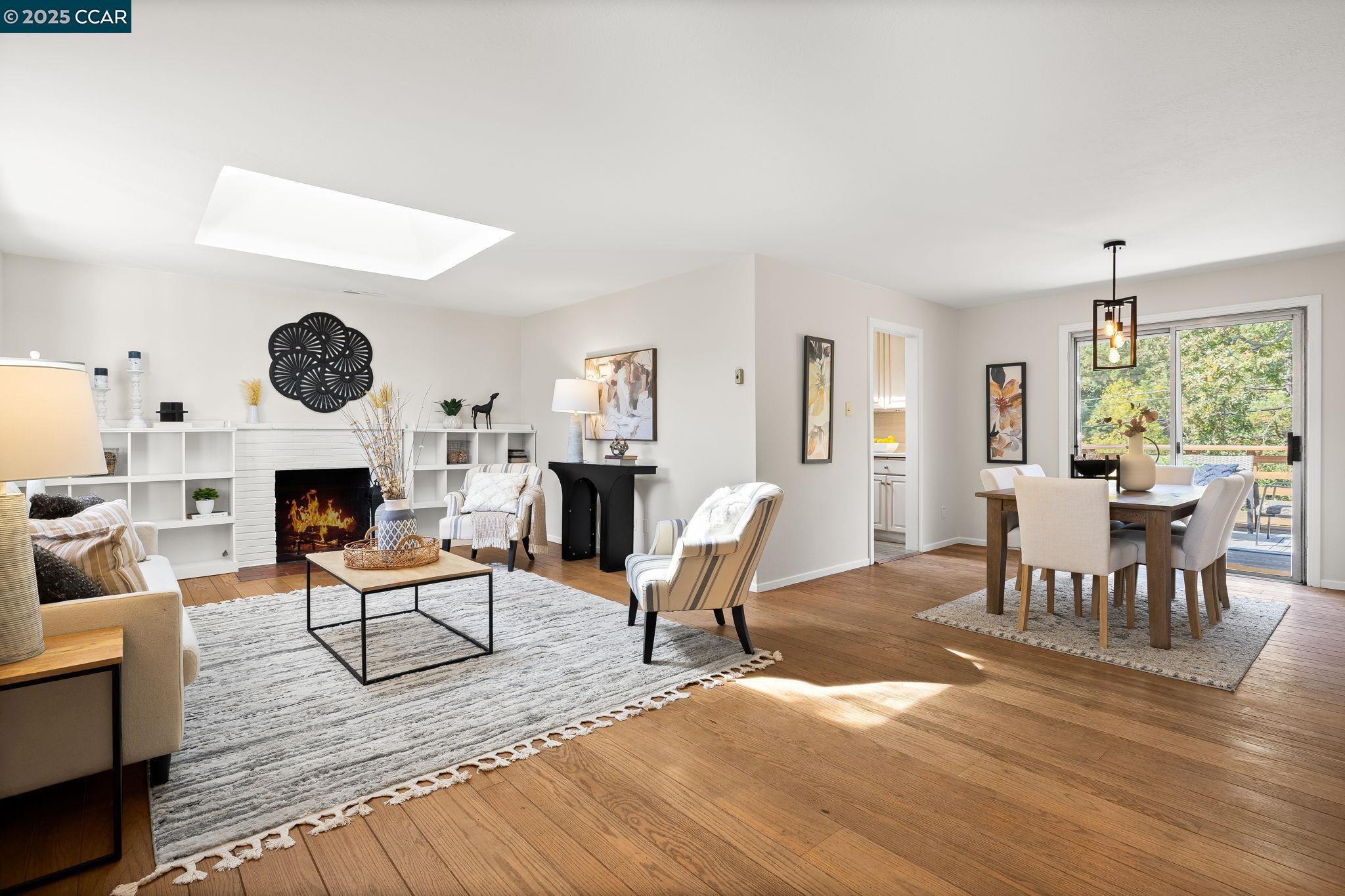 Detail Gallery Image 2 of 22 For 72 Grandview Pl, Walnut Creek,  CA 94595 - 3 Beds | 2 Baths