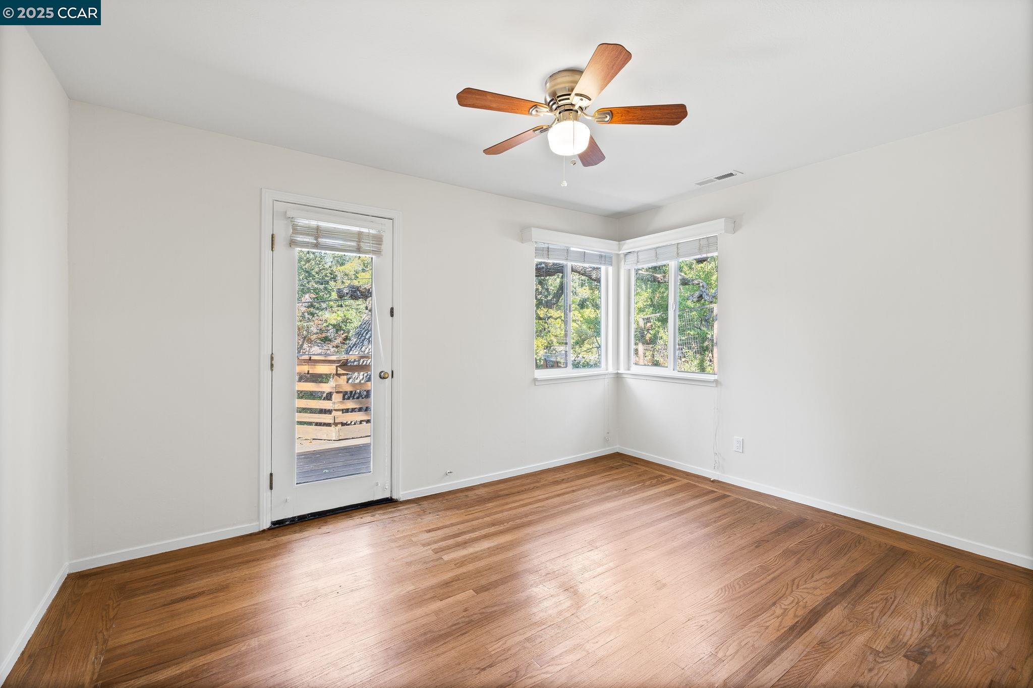 Detail Gallery Image 11 of 22 For 72 Grandview Pl, Walnut Creek,  CA 94595 - 3 Beds | 2 Baths