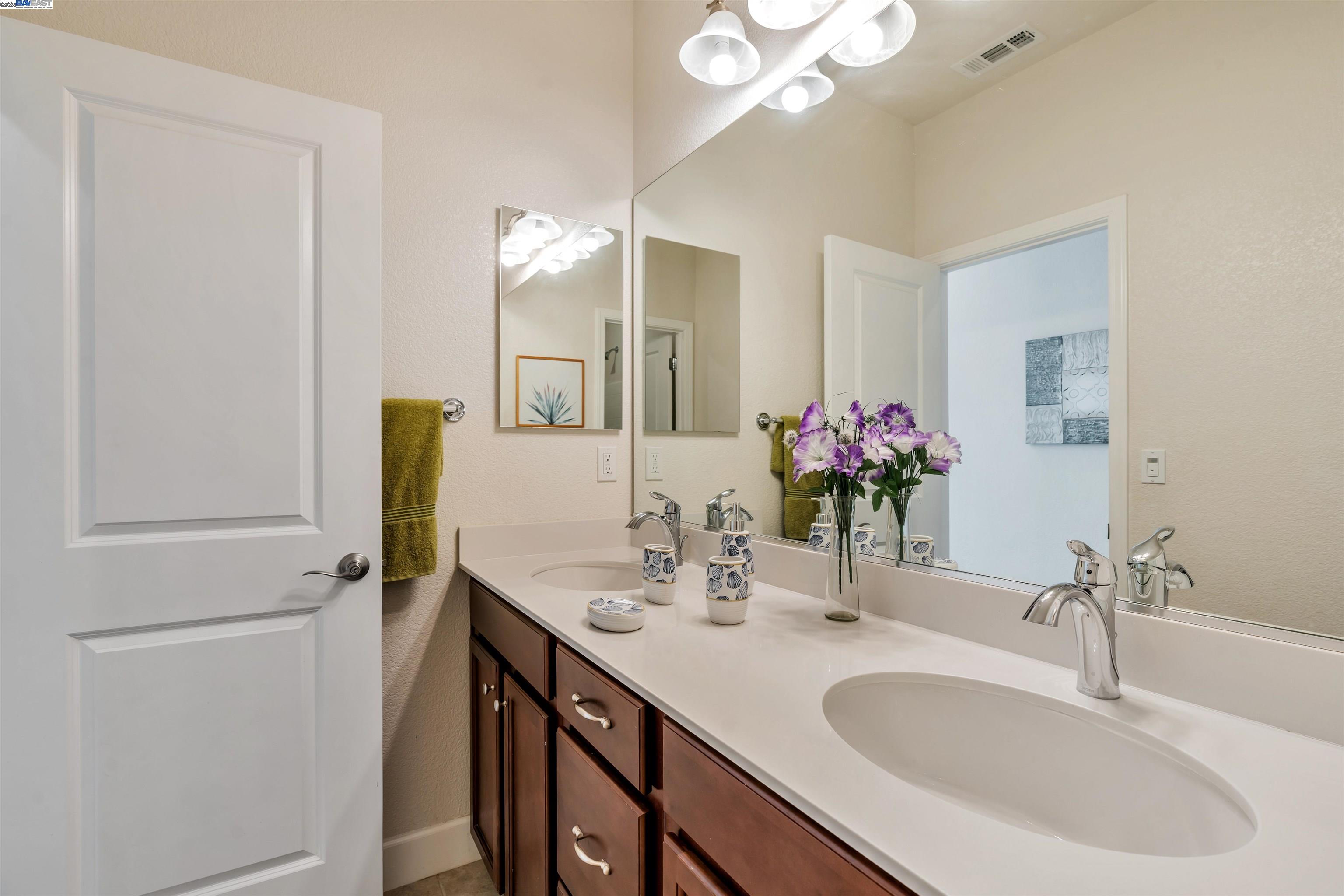 Detail Gallery Image 40 of 50 For Acero, Brentwood,  CA 94513 - 4 Beds | 3 Baths