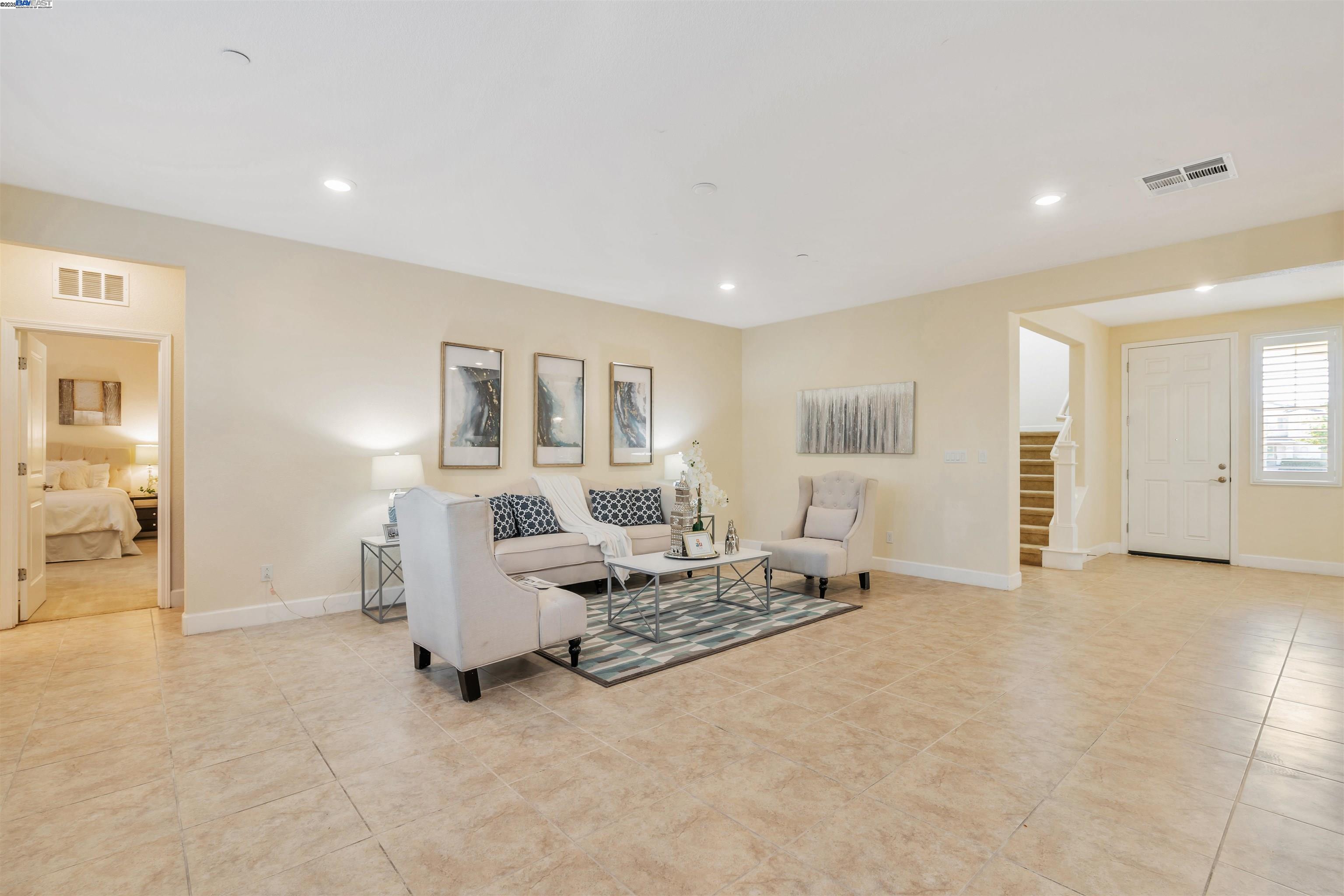 Detail Gallery Image 6 of 50 For Acero, Brentwood,  CA 94513 - 4 Beds | 3 Baths