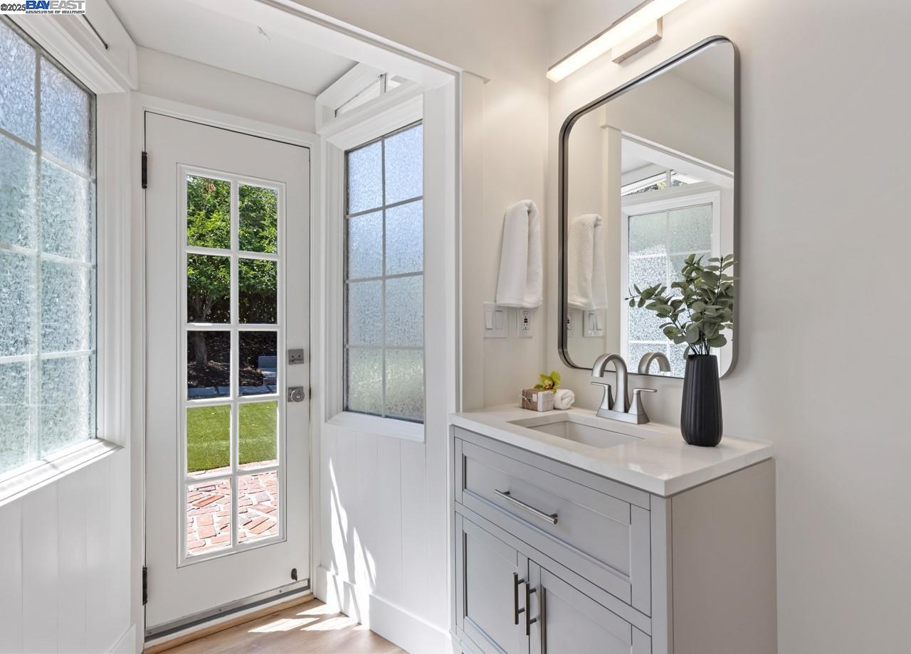 Detail Gallery Image 22 of 38 For 125 Montanya Ct, Walnut Creek,  CA 94597 - 3 Beds | 2 Baths