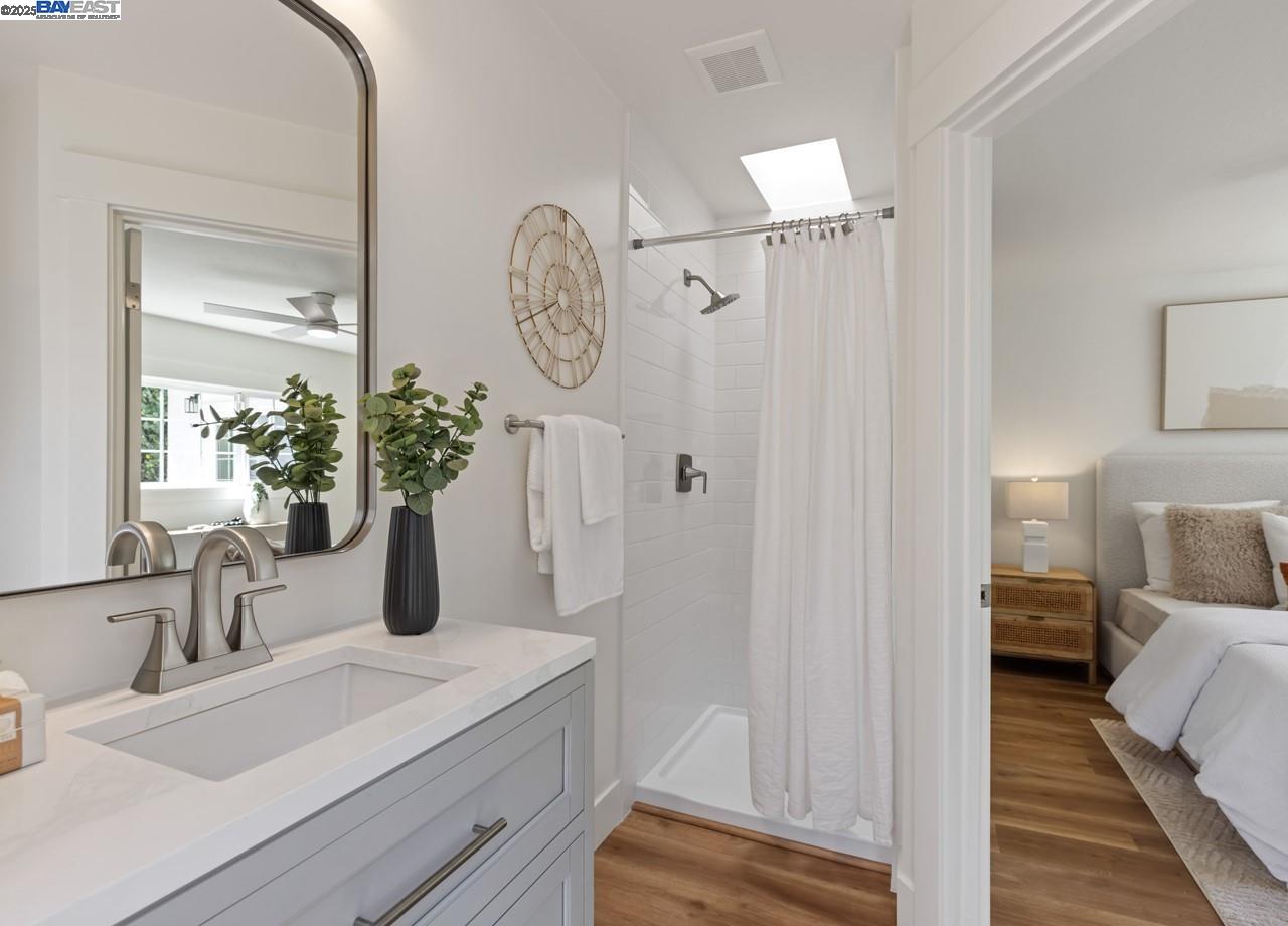 Detail Gallery Image 23 of 38 For 125 Montanya Ct, Walnut Creek,  CA 94597 - 3 Beds | 2 Baths