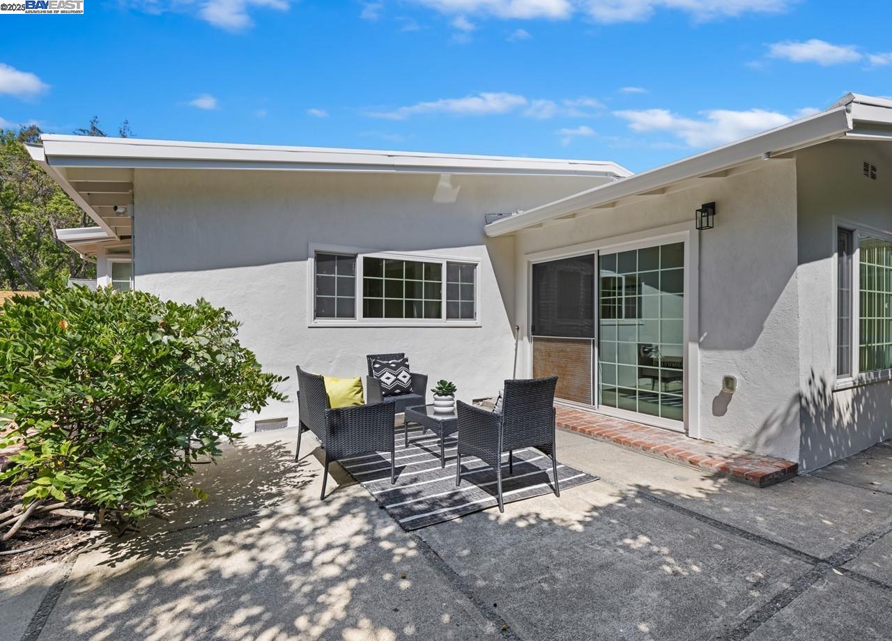 Detail Gallery Image 26 of 38 For 125 Montanya Ct, Walnut Creek,  CA 94597 - 3 Beds | 2 Baths