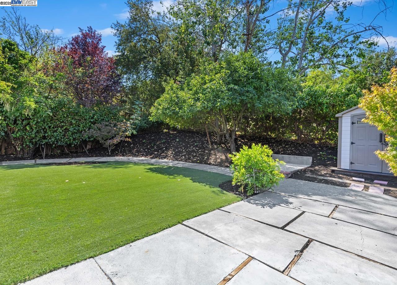 Detail Gallery Image 30 of 38 For 125 Montanya Ct, Walnut Creek,  CA 94597 - 3 Beds | 2 Baths