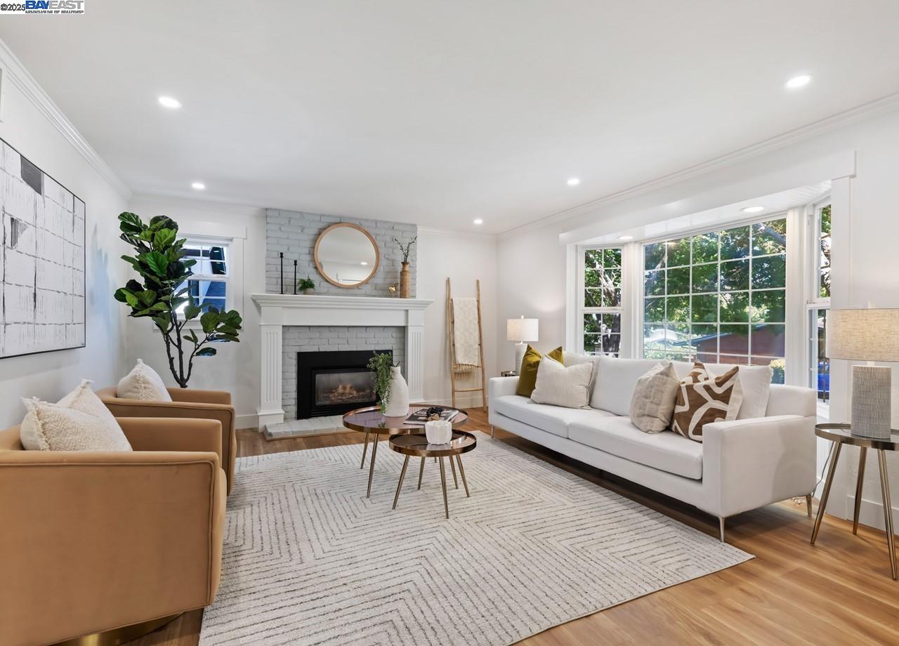 Detail Gallery Image 6 of 38 For 125 Montanya Ct, Walnut Creek,  CA 94597 - 3 Beds | 2 Baths