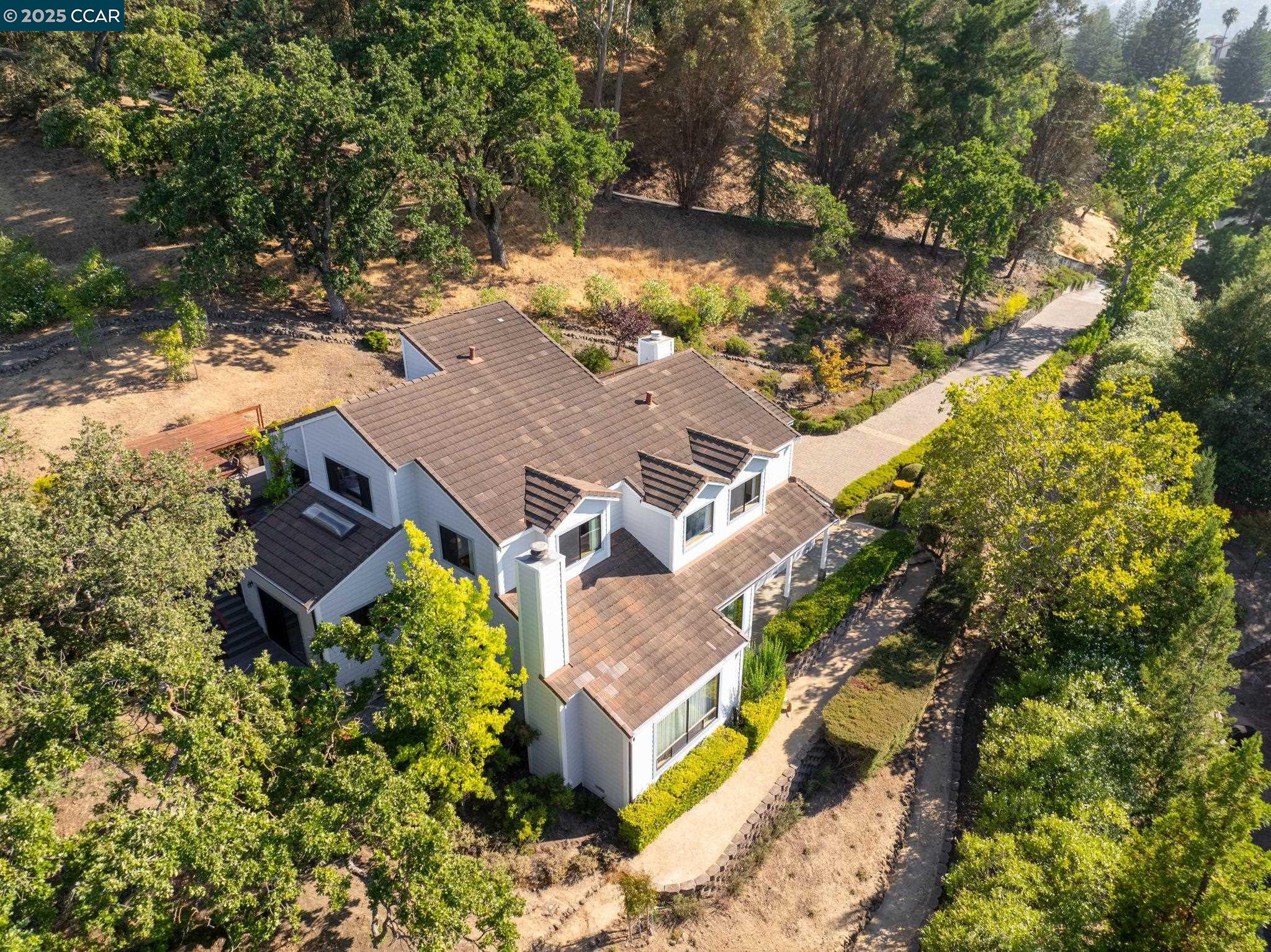 Detail Gallery Image 35 of 38 For 151 Spyrock Ct, Walnut Creek,  CA 94595 - 4 Beds | 2/1 Baths