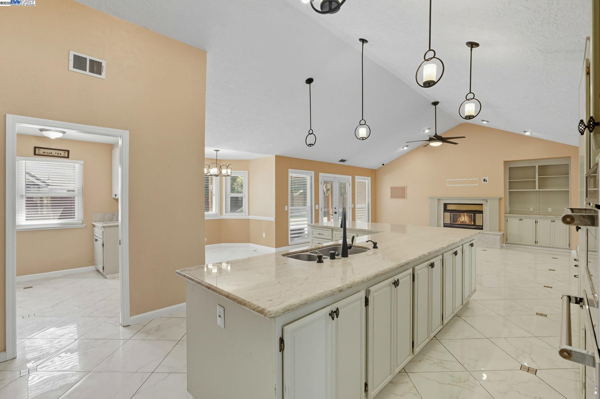 Detail Gallery Image 23 of 60 For 4470 Rolling Oaks Dr, Granite Bay,  CA 95746 - 4 Beds | 2/1 Baths