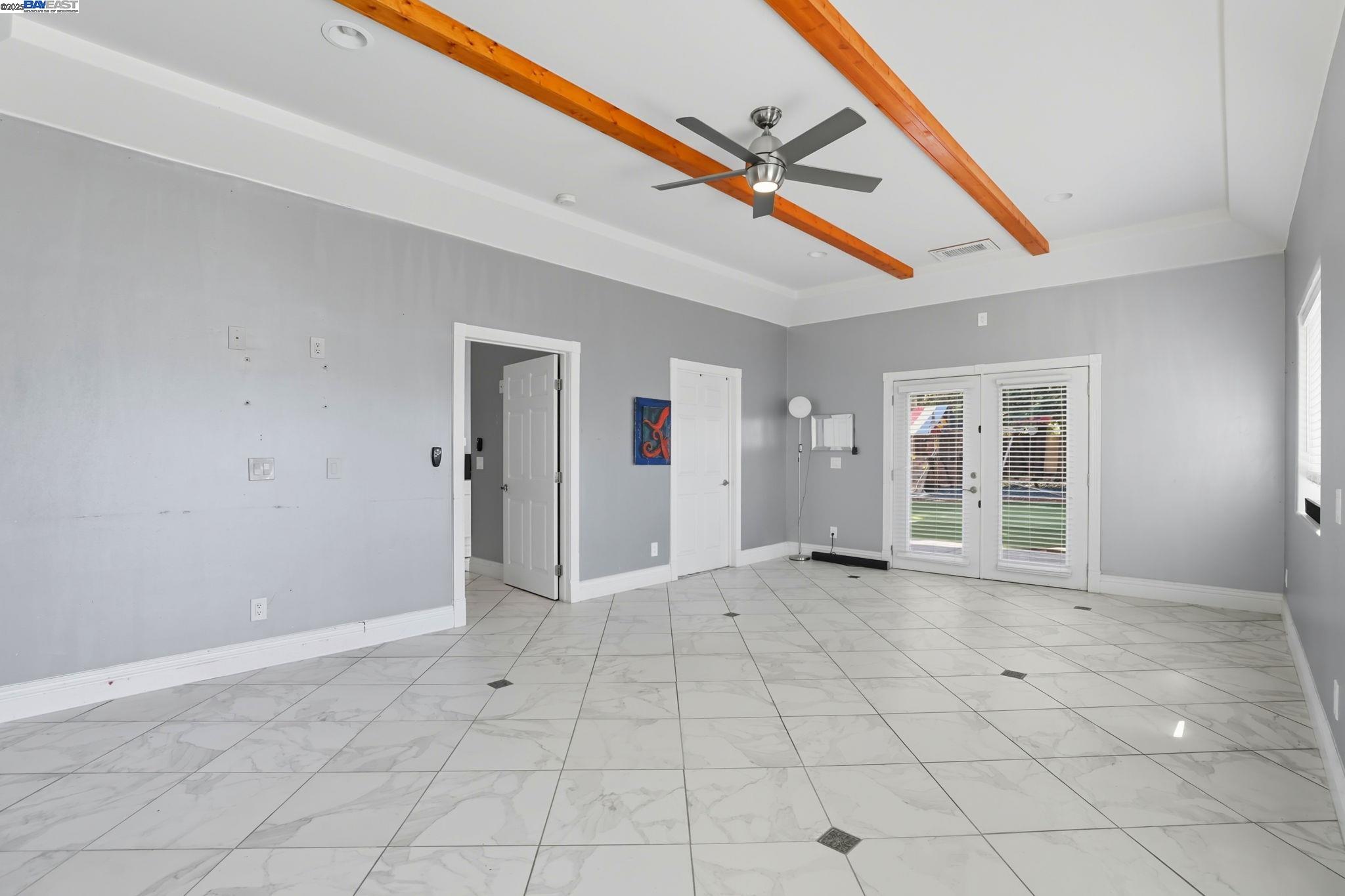 Detail Gallery Image 32 of 60 For 4470 Rolling Oaks Dr, Granite Bay,  CA 95746 - 4 Beds | 2/1 Baths