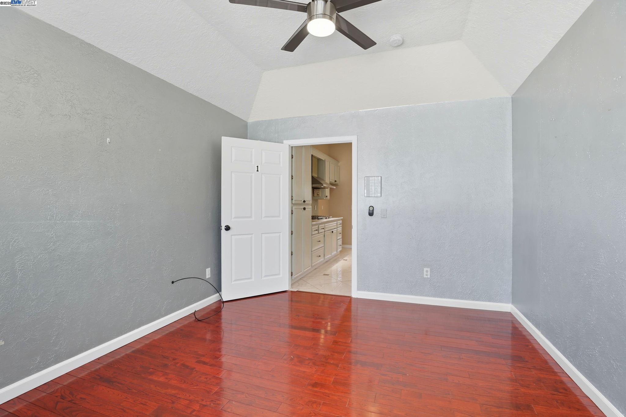 Detail Gallery Image 45 of 60 For 4470 Rolling Oaks Dr, Granite Bay,  CA 95746 - 4 Beds | 2/1 Baths