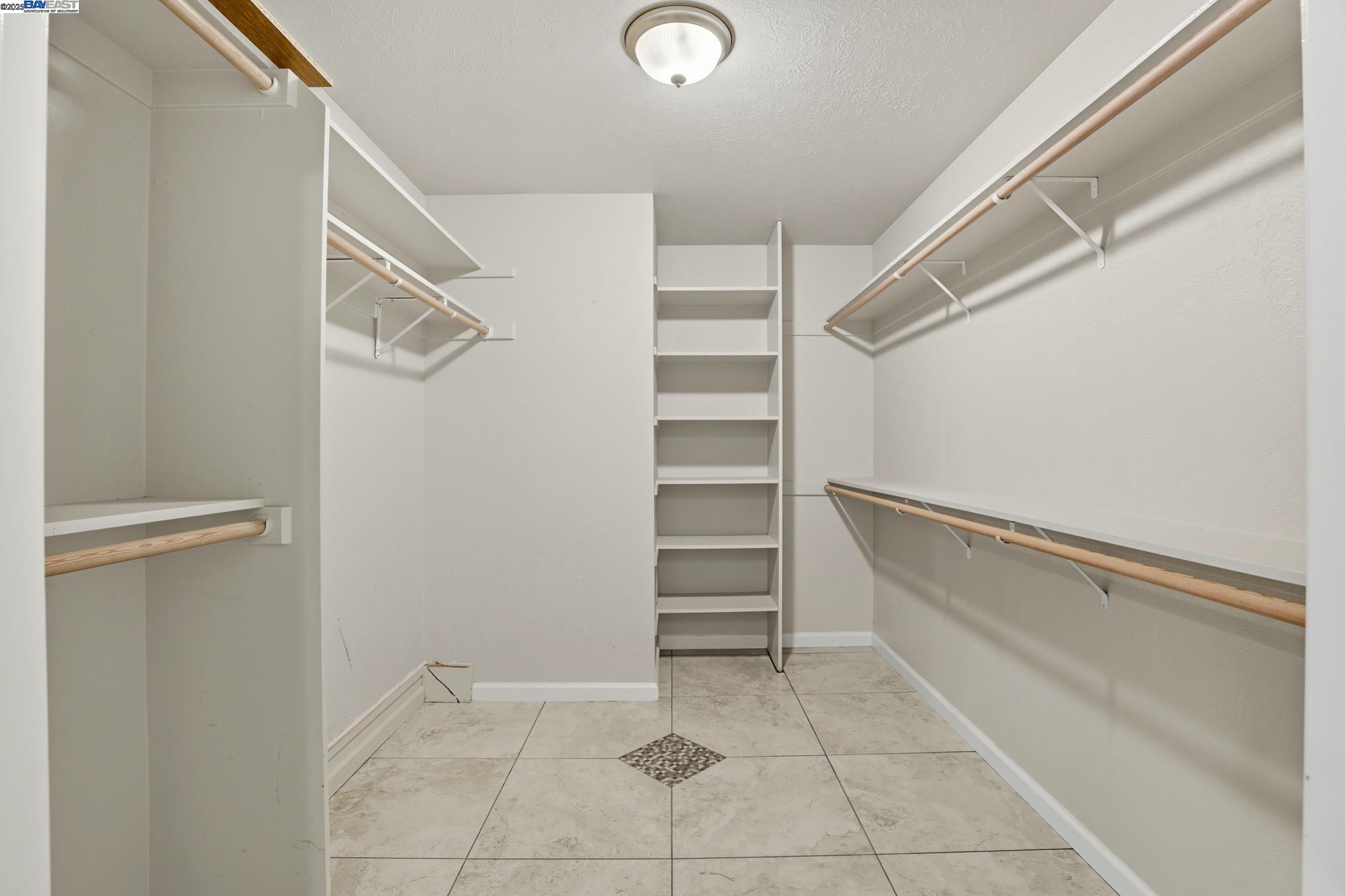 Detail Gallery Image 49 of 60 For 4470 Rolling Oaks Dr, Granite Bay,  CA 95746 - 4 Beds | 2/1 Baths