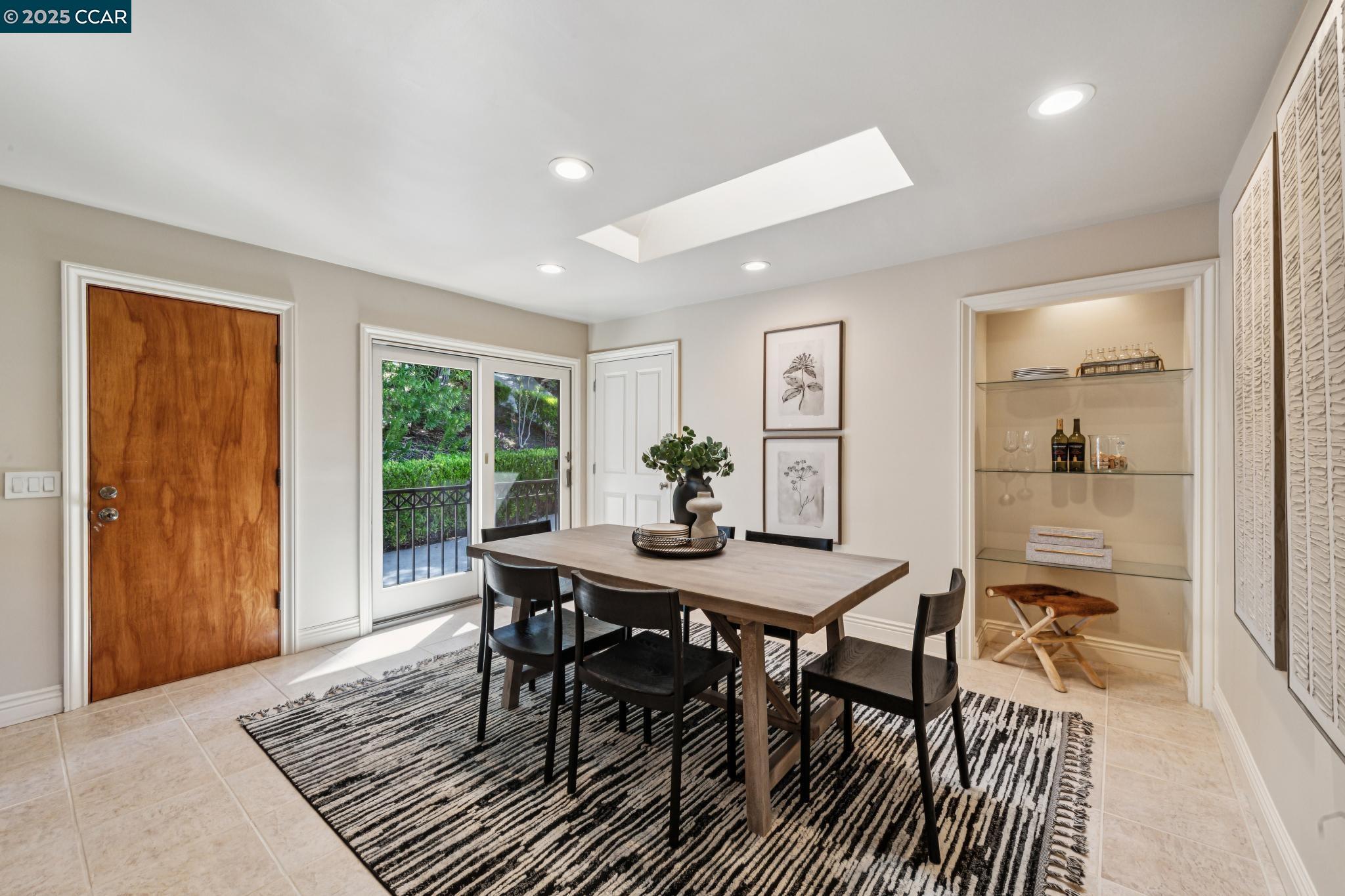 Detail Gallery Image 21 of 60 For 1149 Camino Vallecito, Lafayette,  CA 94549 - 5 Beds | 4 Baths
