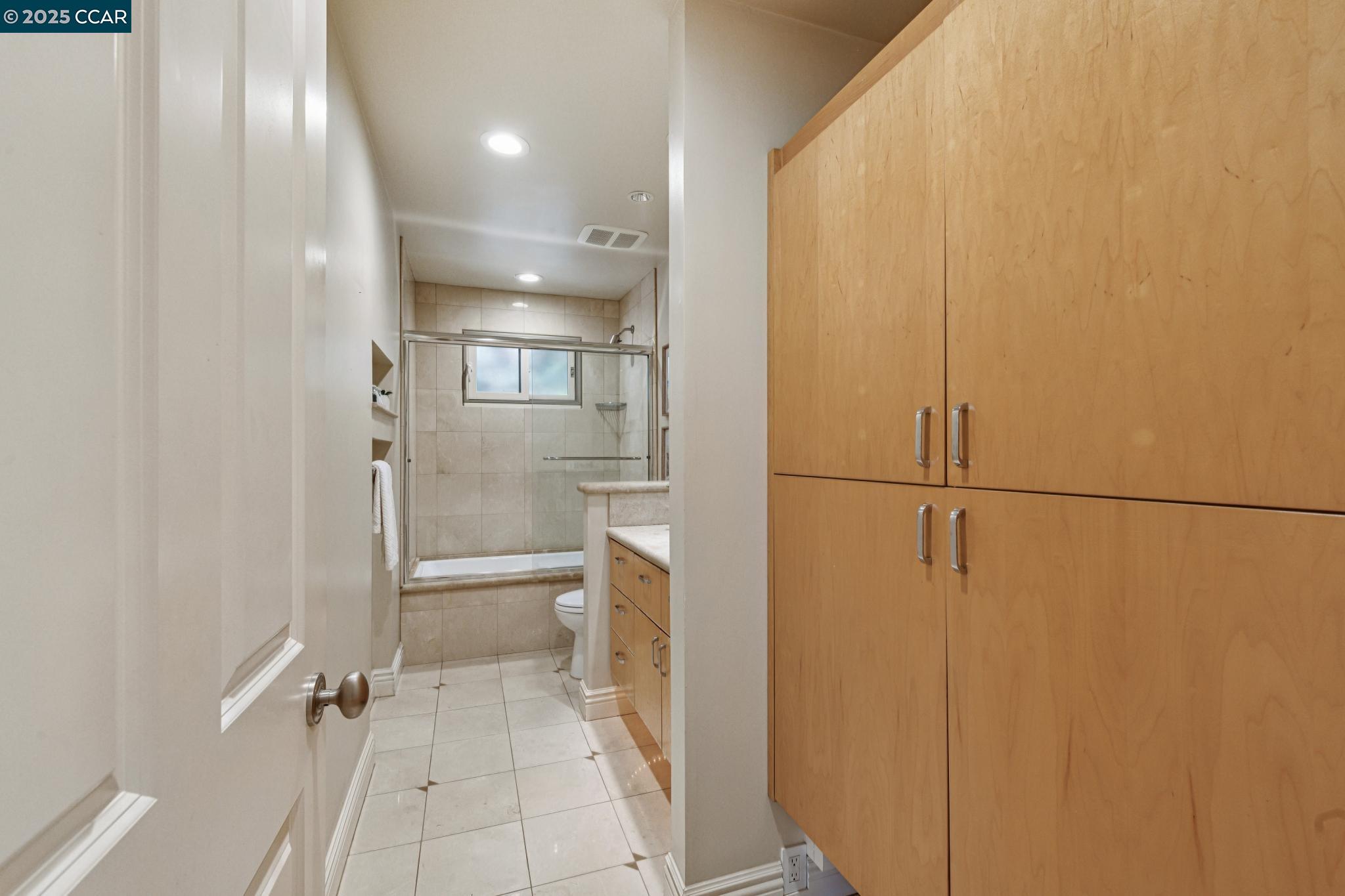 Detail Gallery Image 26 of 60 For 1149 Camino Vallecito, Lafayette,  CA 94549 - 5 Beds | 4 Baths