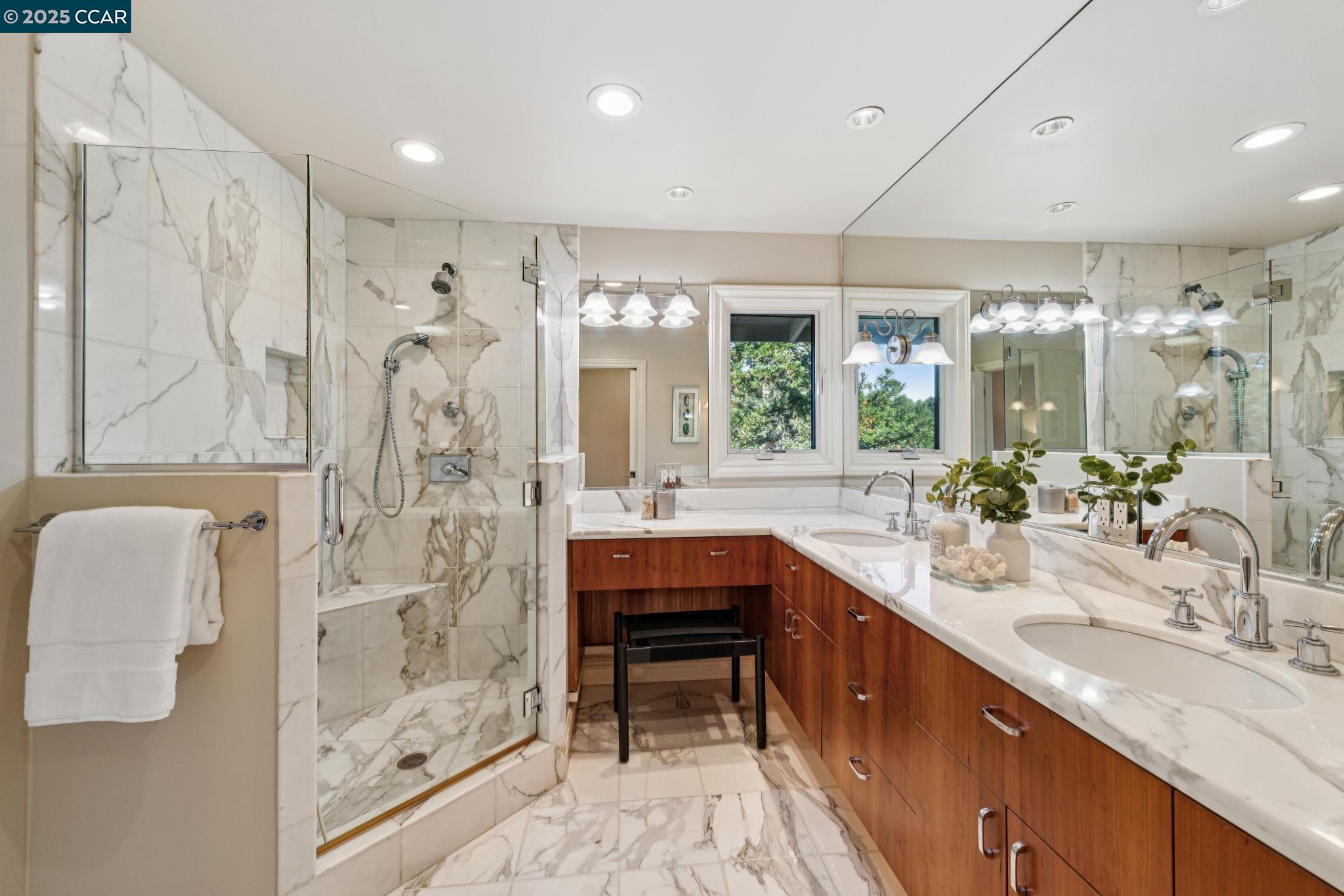 Detail Gallery Image 36 of 60 For 1149 Camino Vallecito, Lafayette,  CA 94549 - 5 Beds | 4 Baths