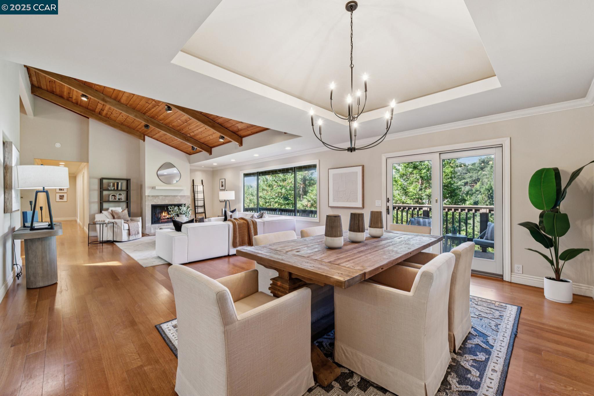 Detail Gallery Image 9 of 60 For 1149 Camino Vallecito, Lafayette,  CA 94549 - 5 Beds | 4 Baths