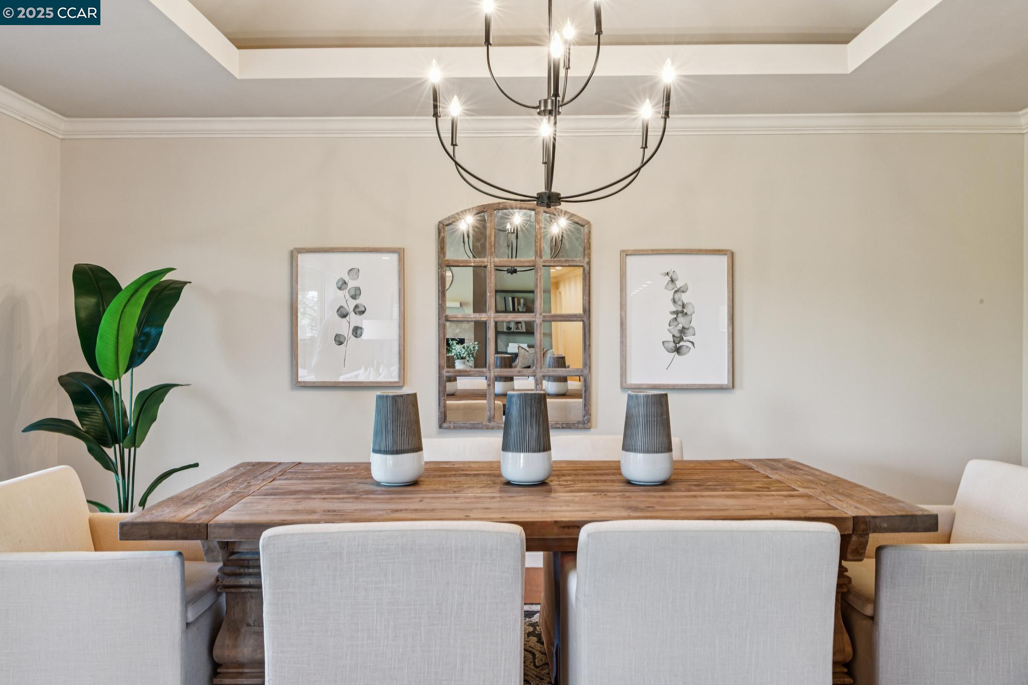 Detail Gallery Image 10 of 60 For 1149 Camino Vallecito, Lafayette,  CA 94549 - 5 Beds | 4 Baths