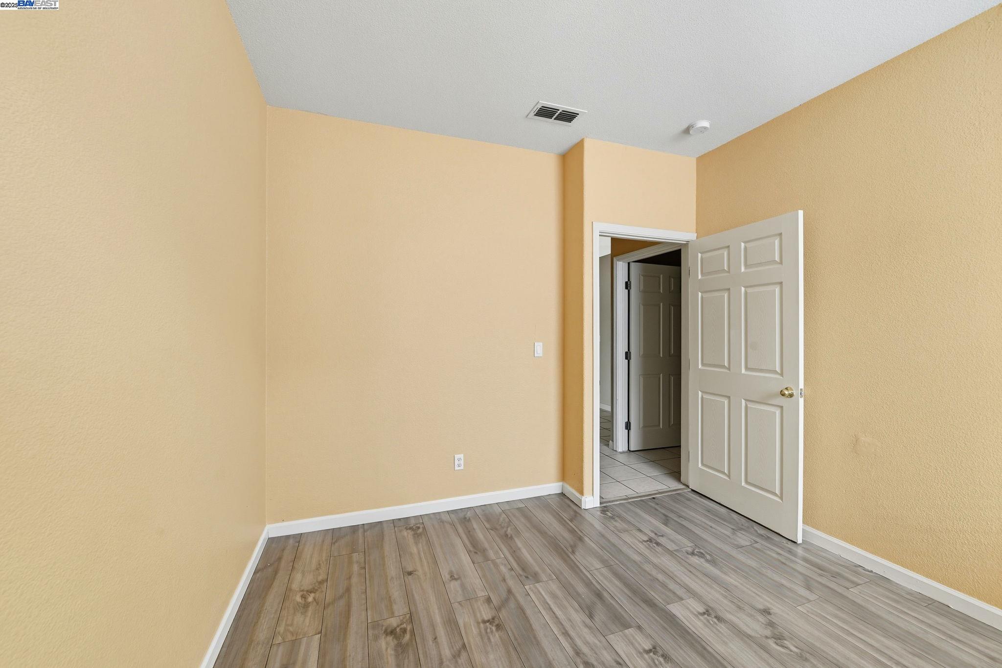 Detail Gallery Image 17 of 30 For 728 Spaulding Dr, Roseville,  CA 95678 - 4 Beds | 3 Baths