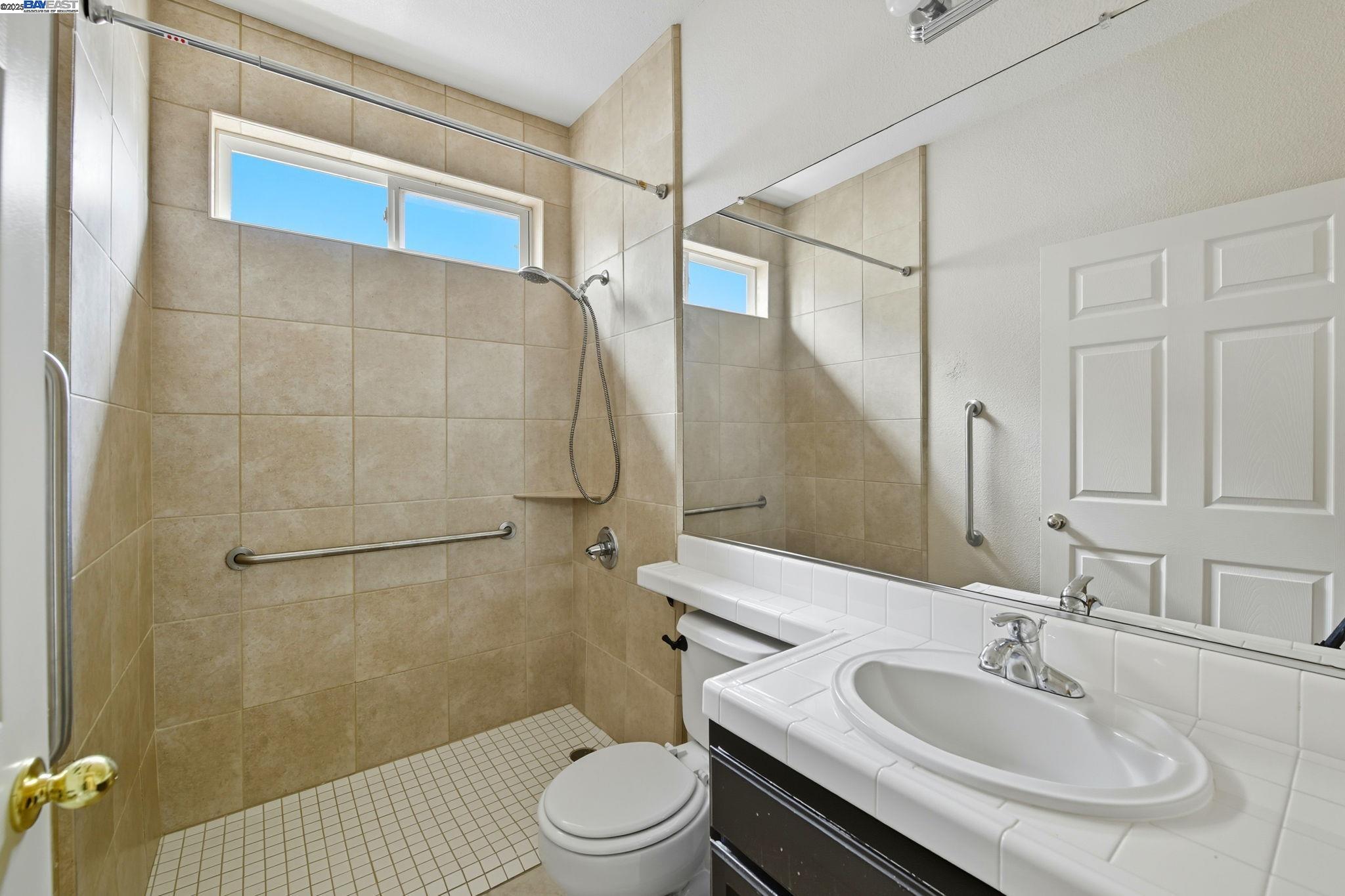 Detail Gallery Image 20 of 30 For 728 Spaulding Dr, Roseville,  CA 95678 - 4 Beds | 3 Baths