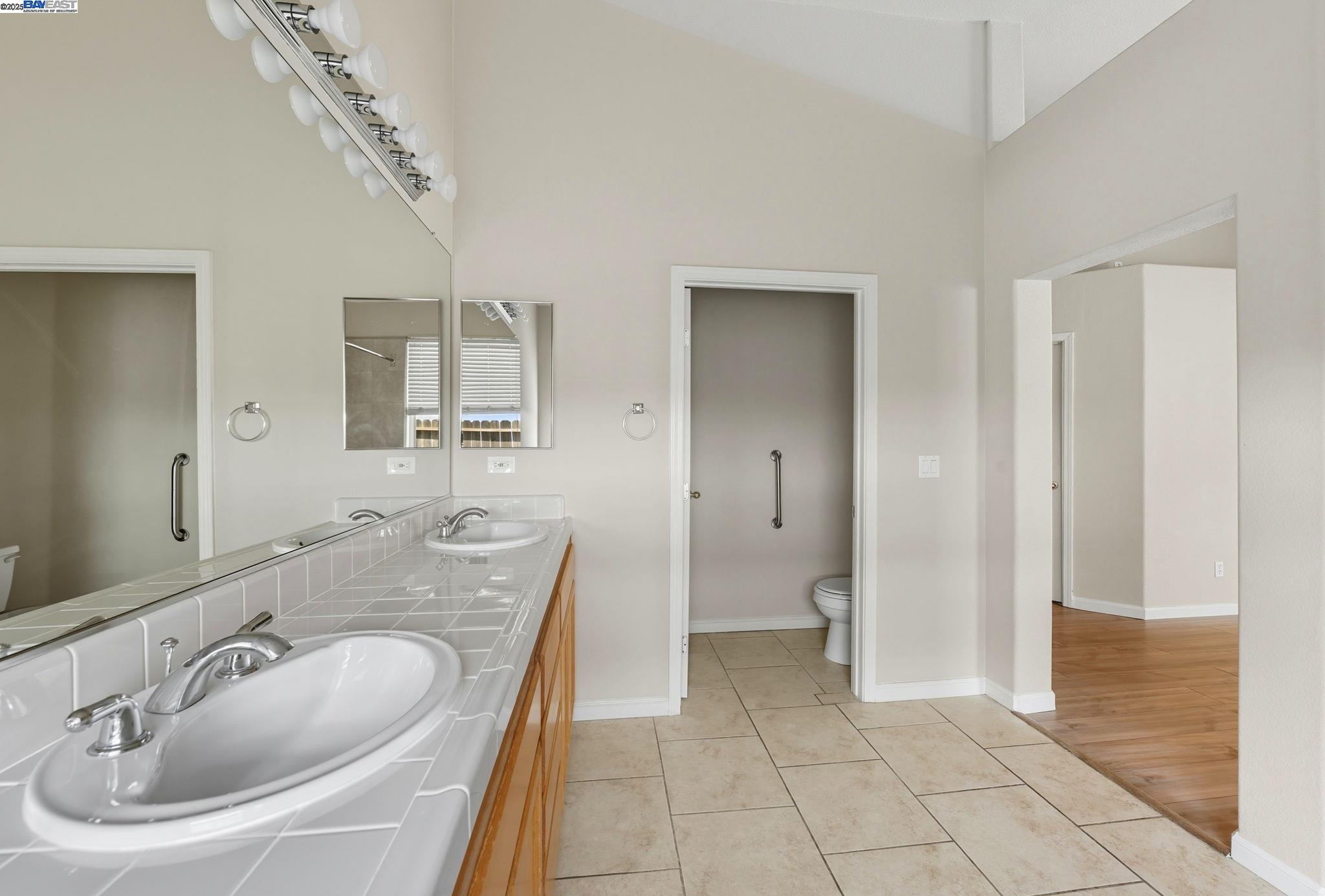 Detail Gallery Image 22 of 30 For 728 Spaulding Dr, Roseville,  CA 95678 - 4 Beds | 3 Baths