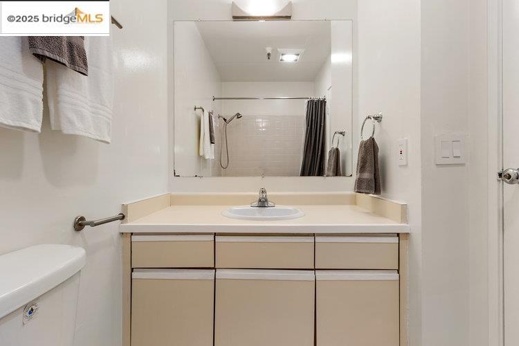 Detail Gallery Image 13 of 40 For 351 Buena Vista Ave 605e,  San Francisco,  CA 94117 - 1 Beds | 1 Baths