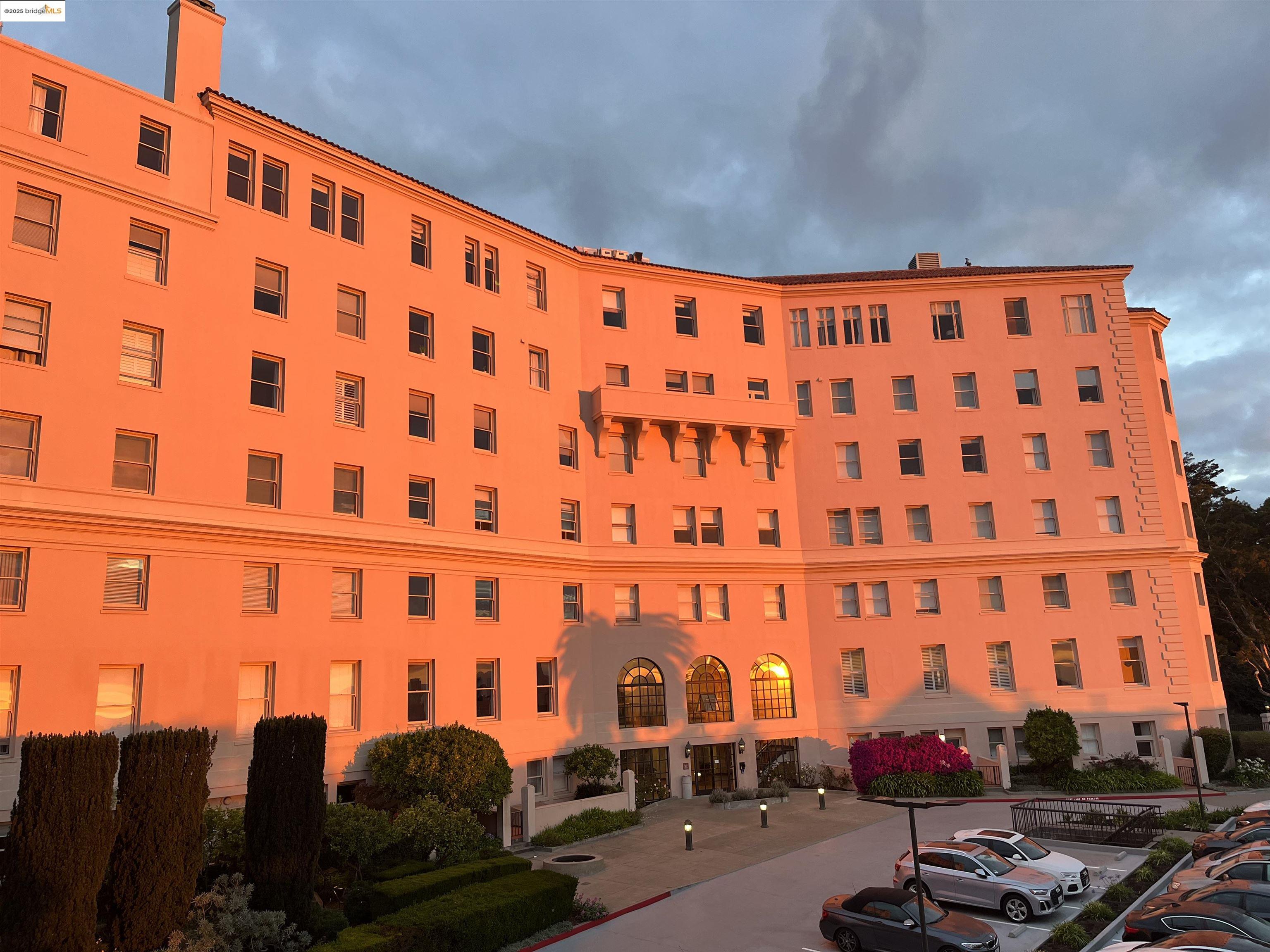 Detail Gallery Image 27 of 40 For 351 Buena Vista Ave 605e,  San Francisco,  CA 94117 - 1 Beds | 1 Baths