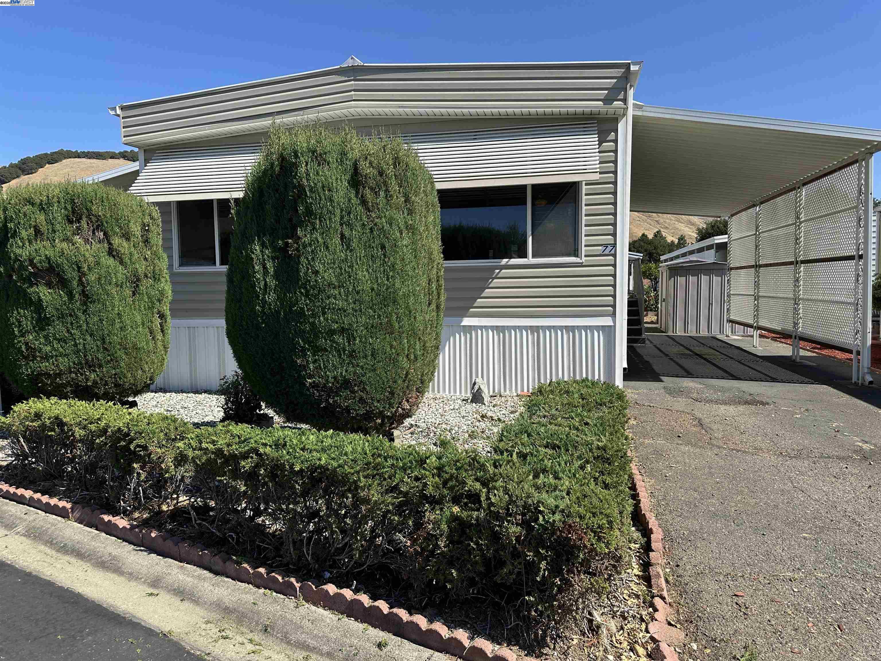 Detail Gallery Image 2 of 31 For 711 Old Canyon Rd. #77,  Fremont,  CA 94538 - 2 Beds | 2 Baths